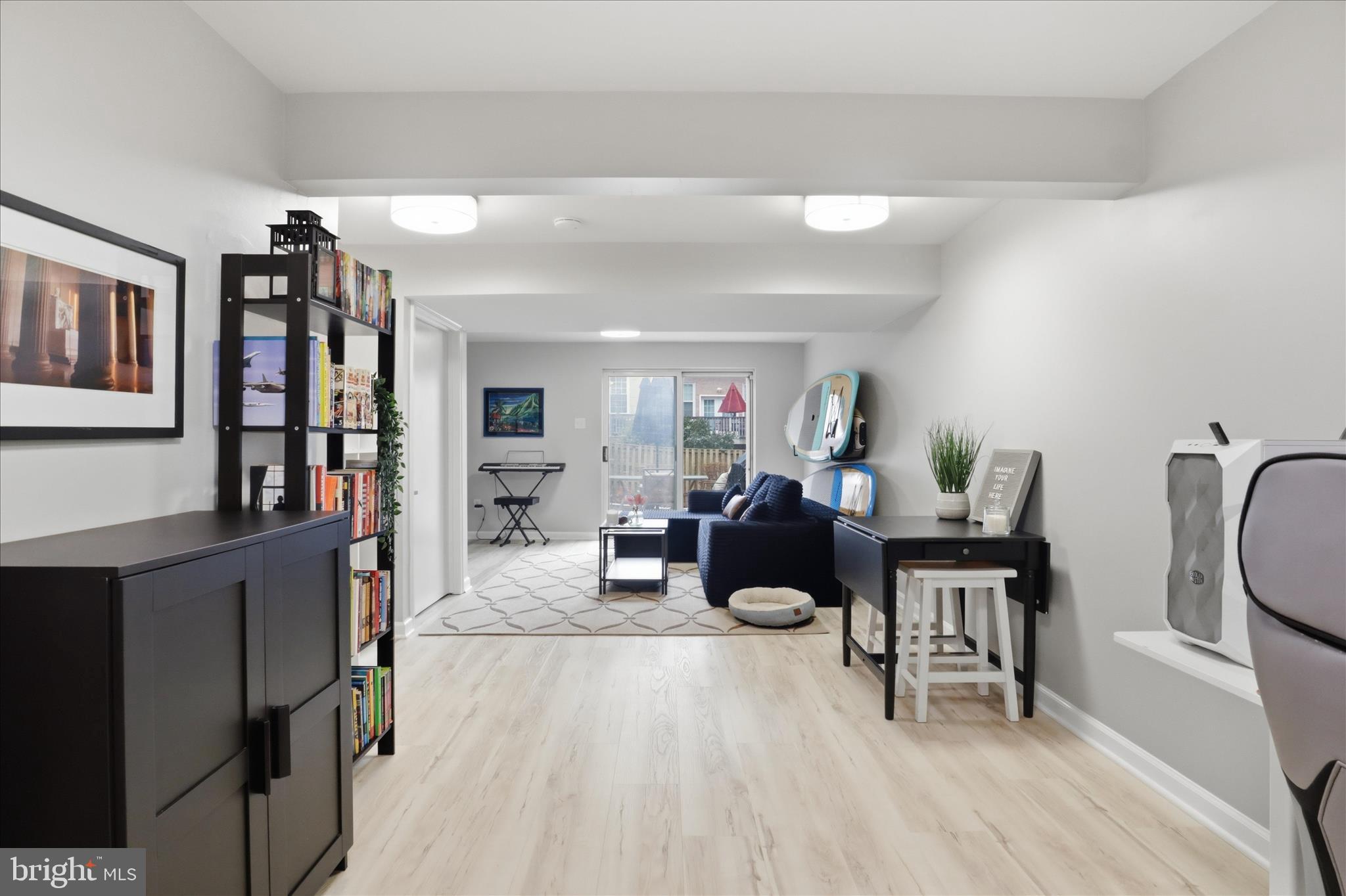 LAKE BRADDOCK - Residential