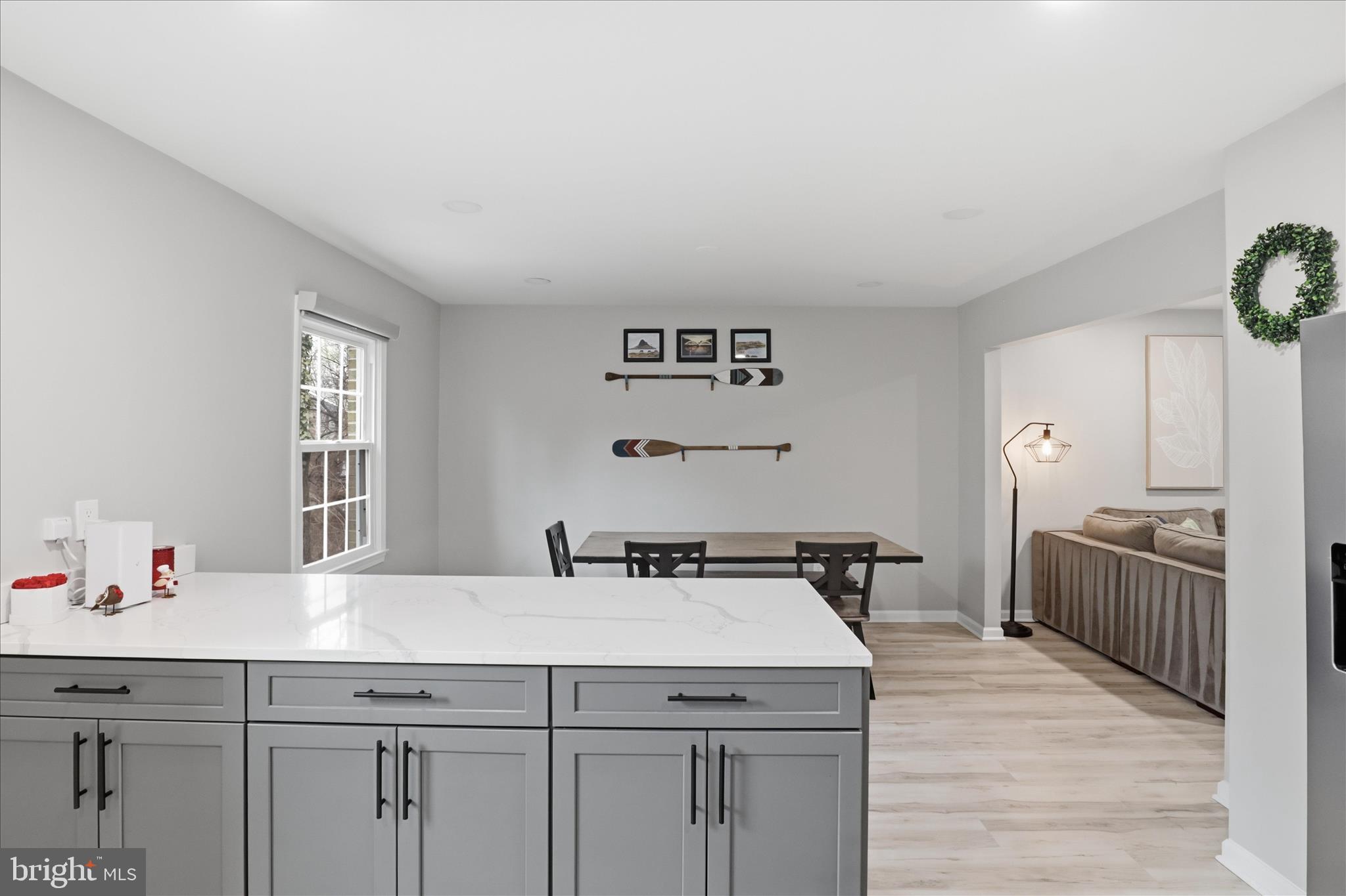 LAKE BRADDOCK - Residential