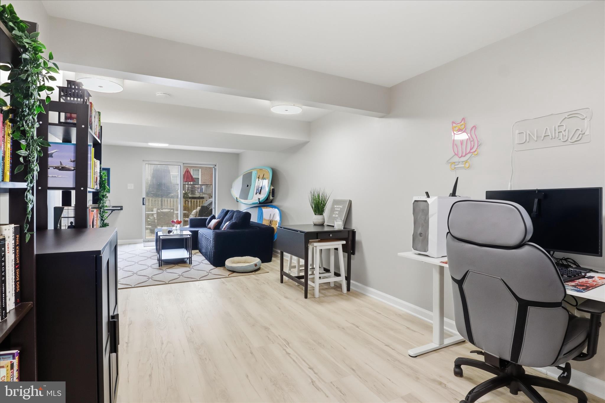 LAKE BRADDOCK - Residential