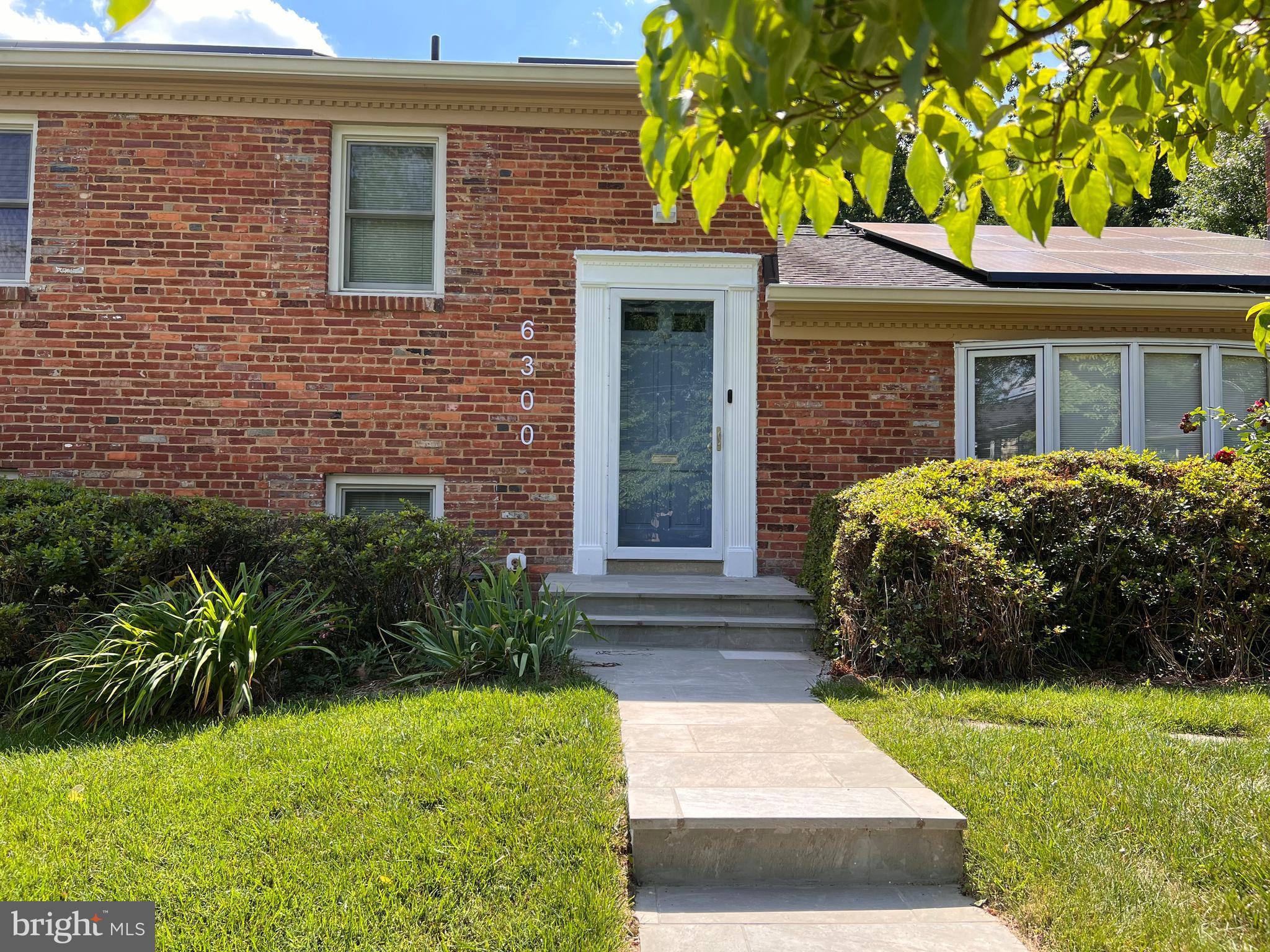 WOODBURN - Residential Lease