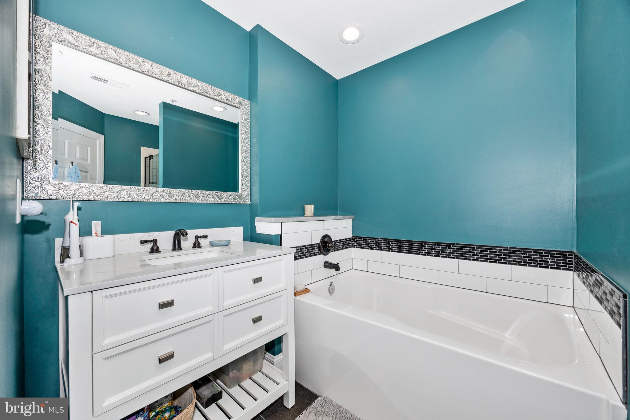 SPRING RIDGE - Residential