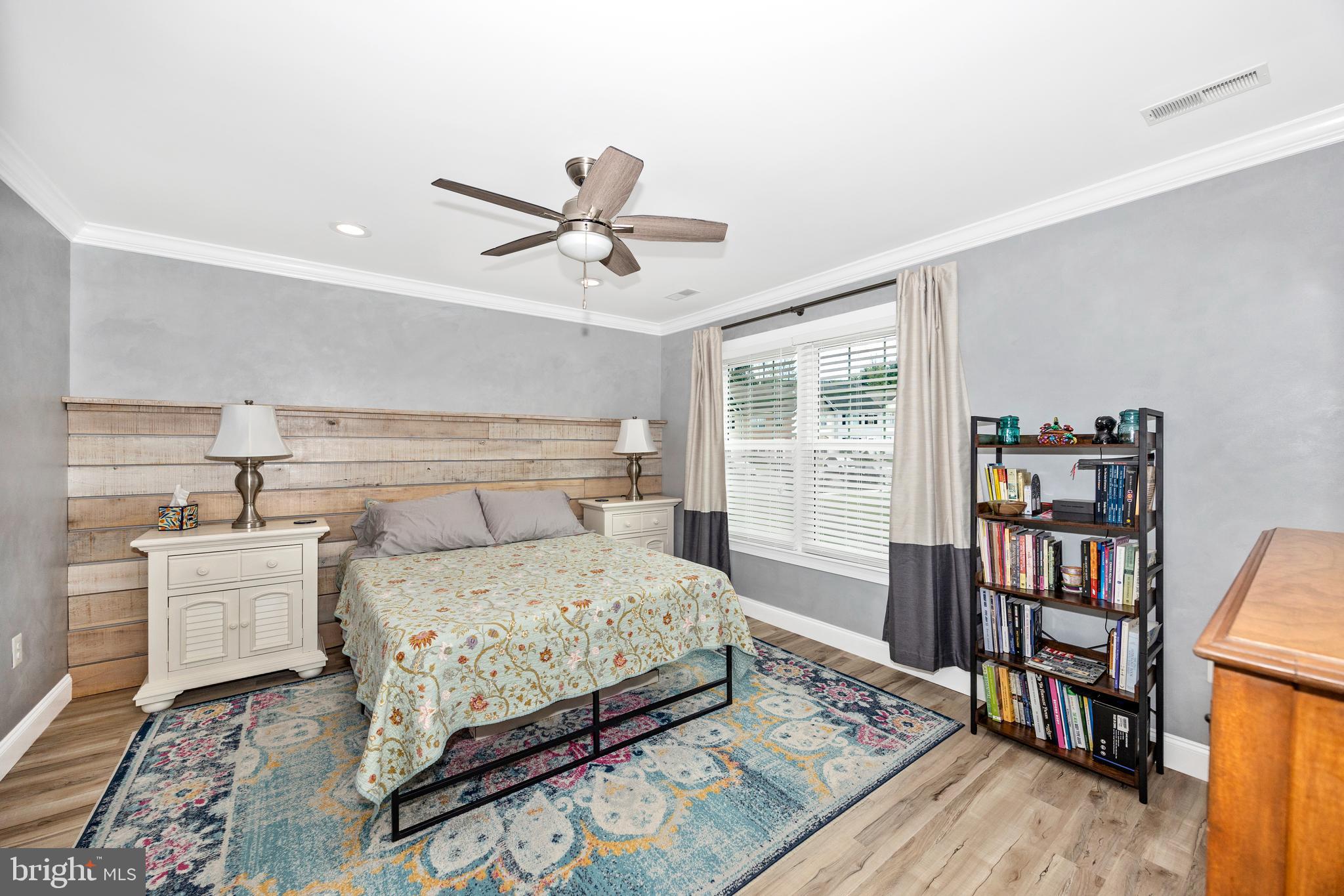 SPRING RIDGE - Residential