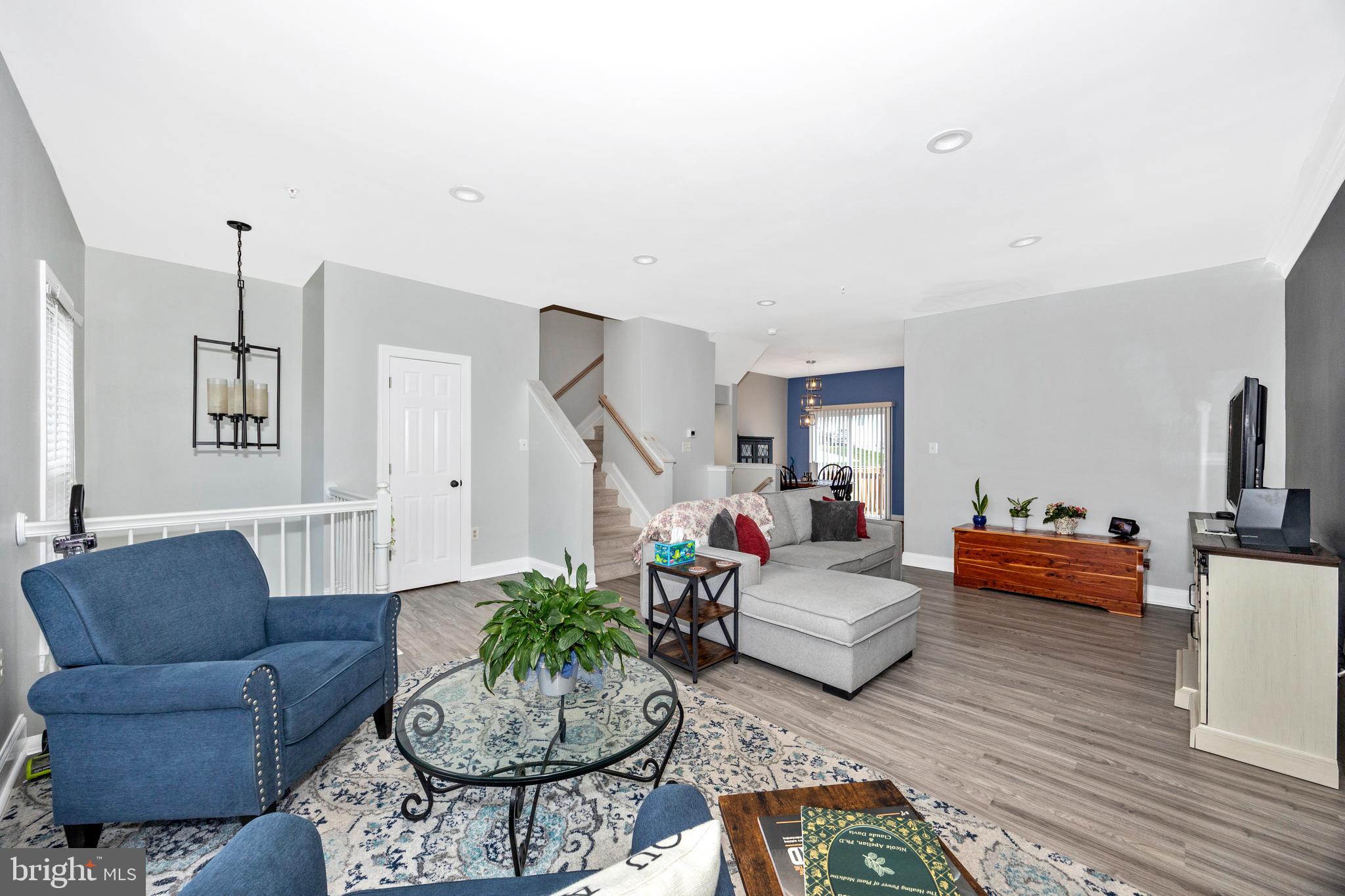 SPRING RIDGE - Residential