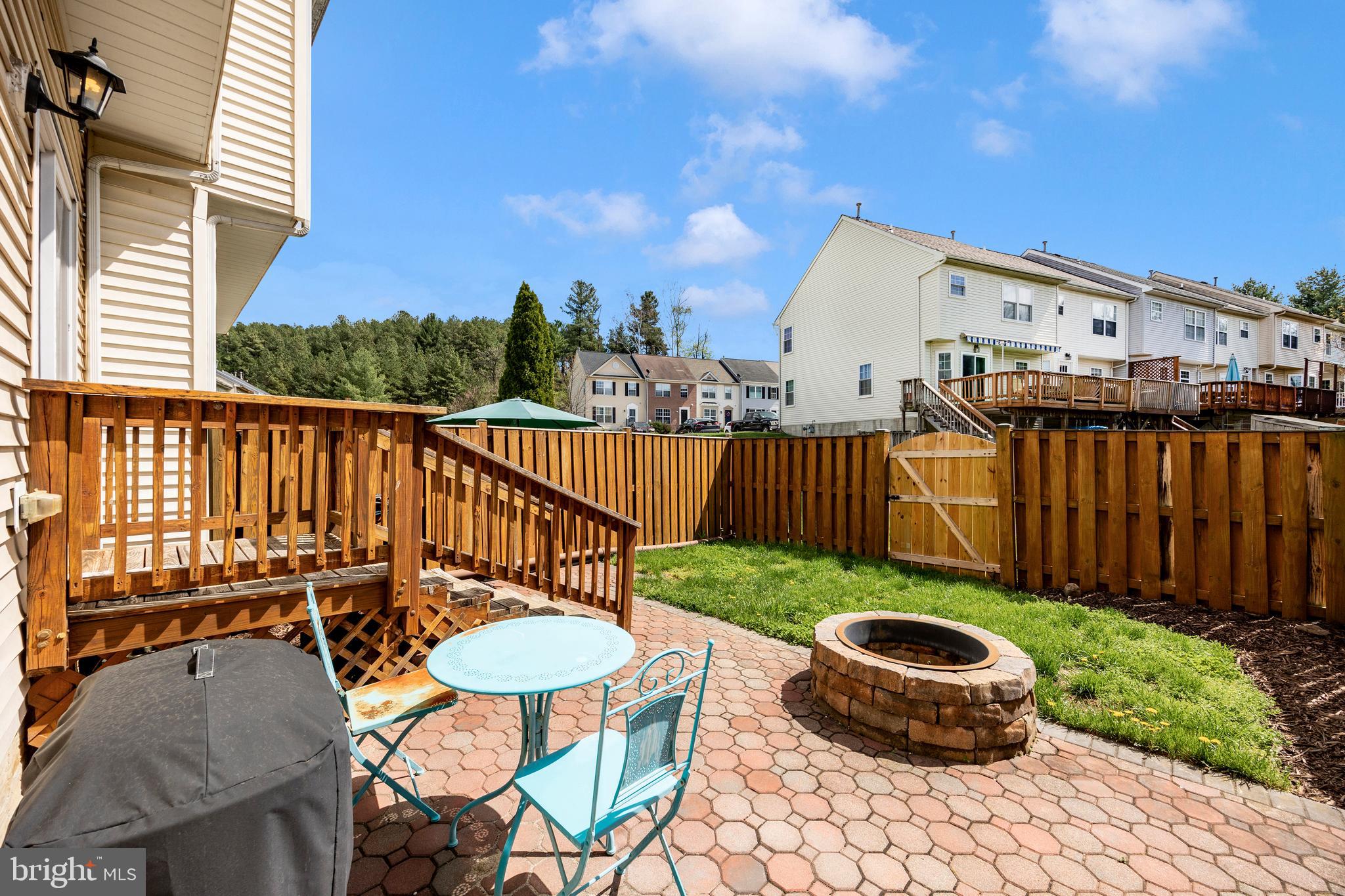 SPRING RIDGE - Residential