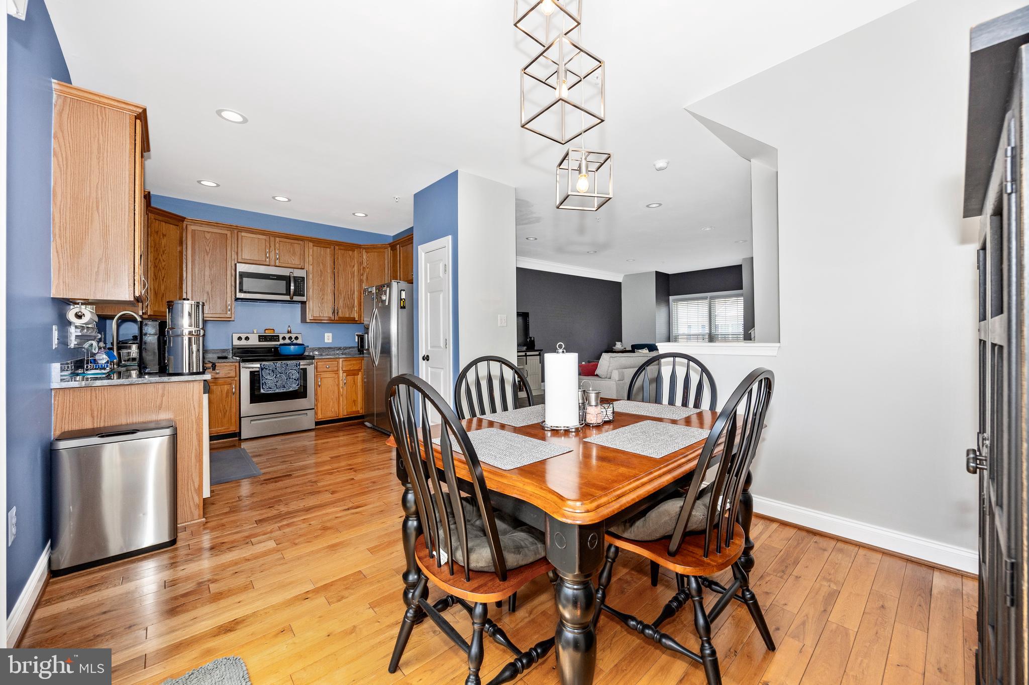 SPRING RIDGE - Residential