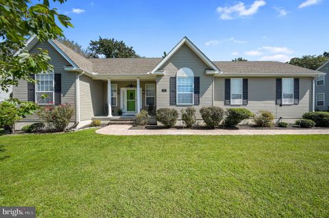 43 E DARBY CIRCLE DOVER DE 19904