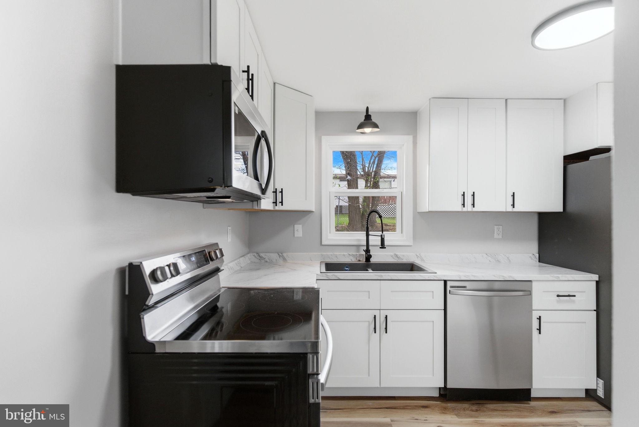 CHERRY HILL ESTATES - Residential