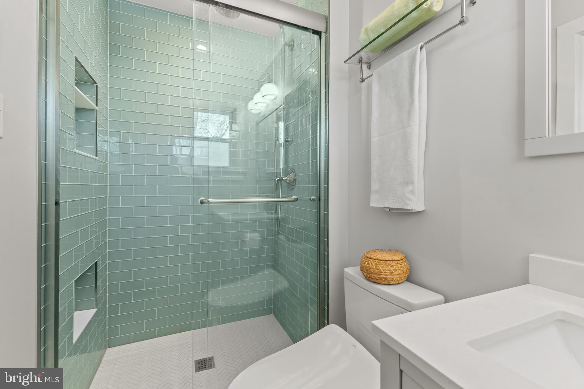 STRATFORD ON THE POTOMAC - Residential