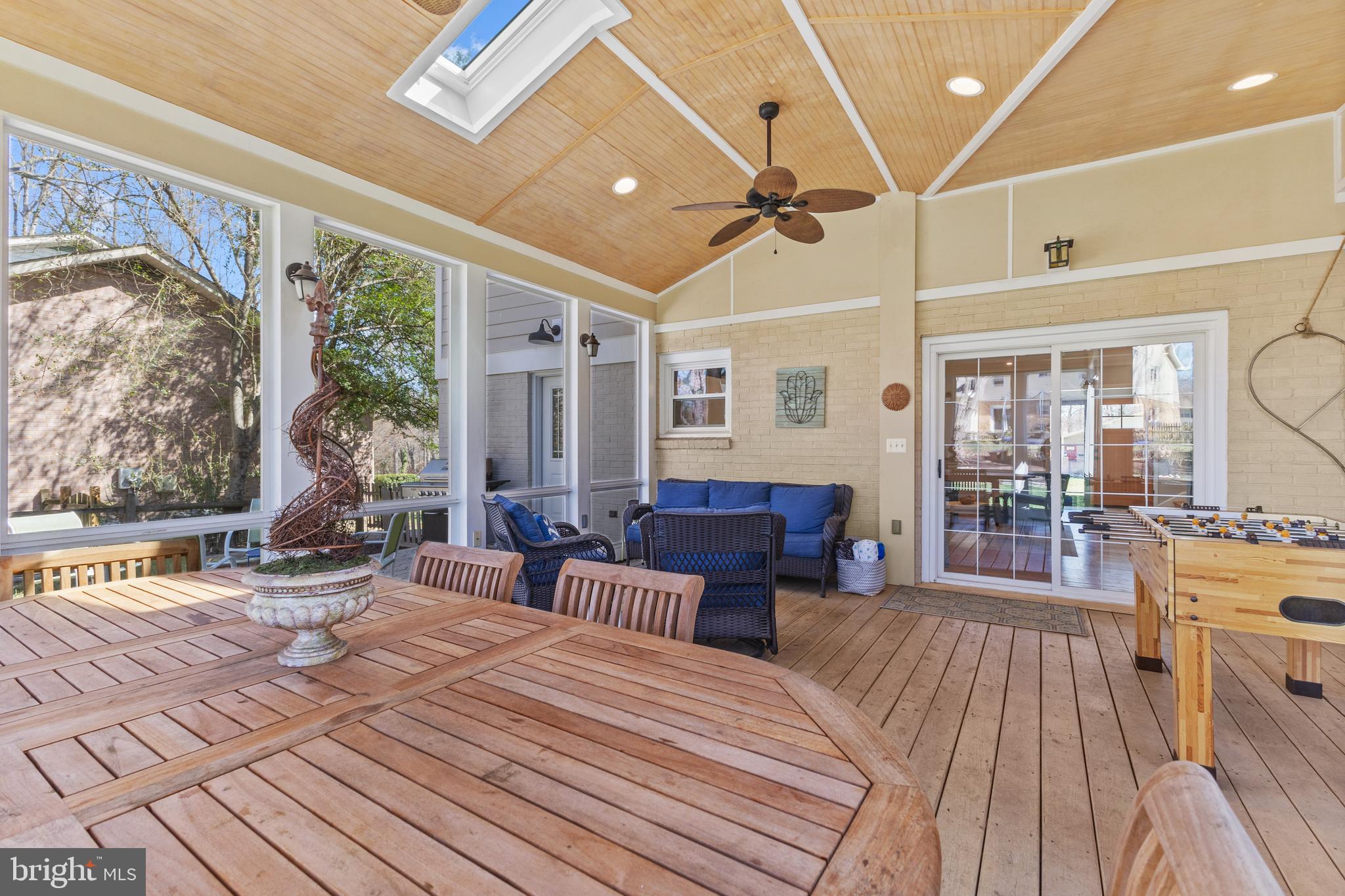 STRATFORD ON THE POTOMAC - Residential