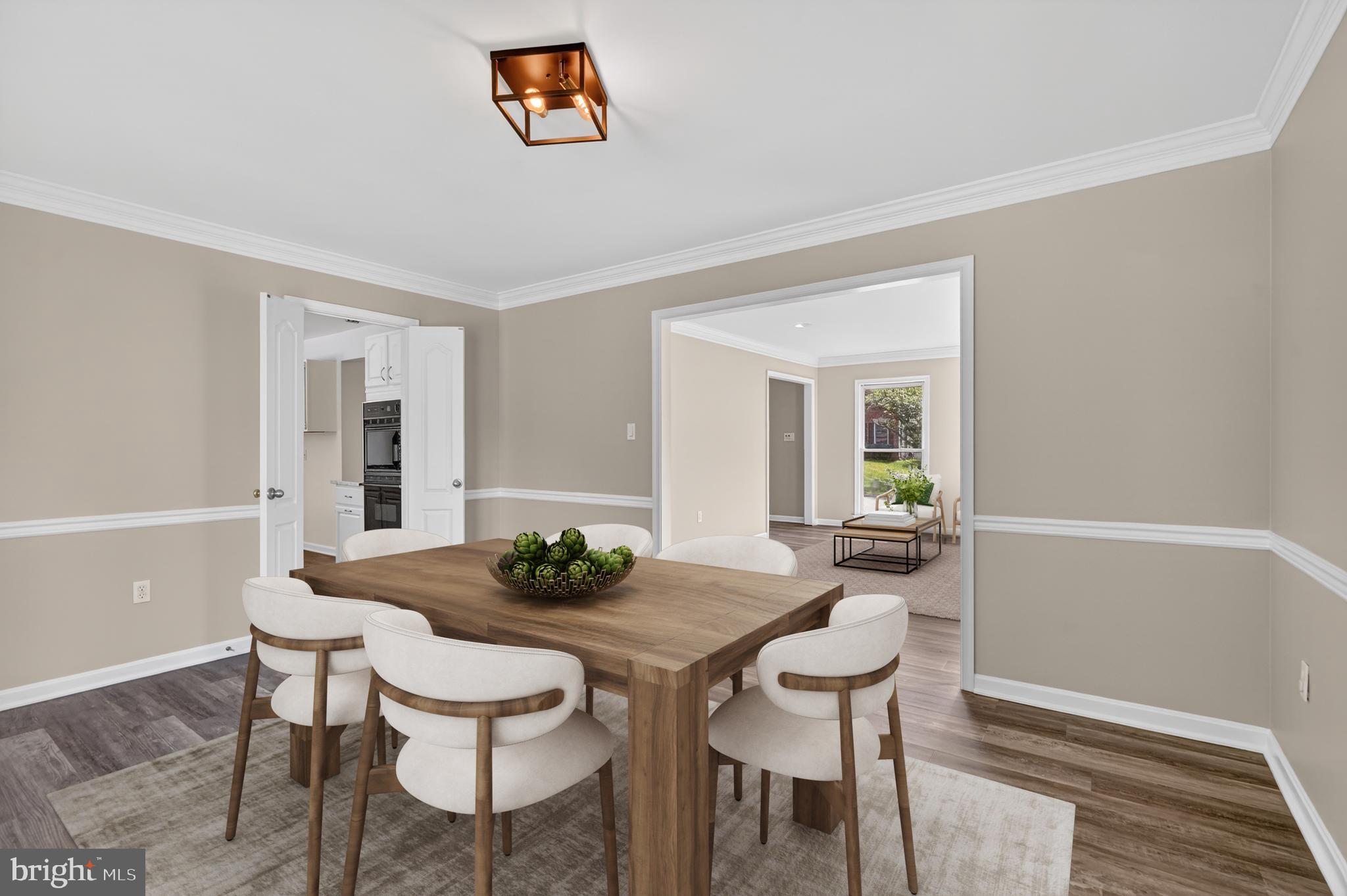 SHERWOOD FOREST MANOR - Residential