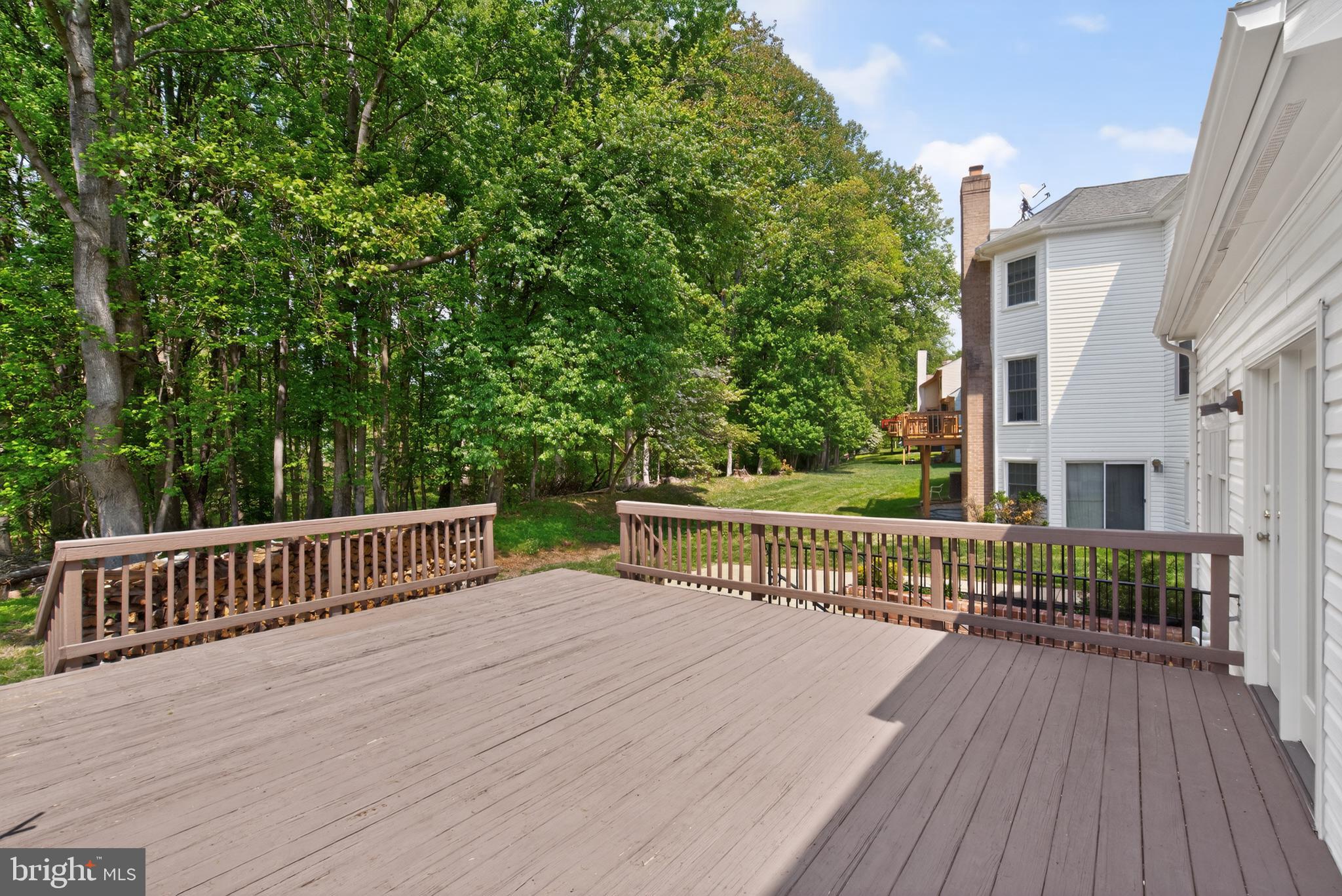SHERWOOD FOREST MANOR - Residential