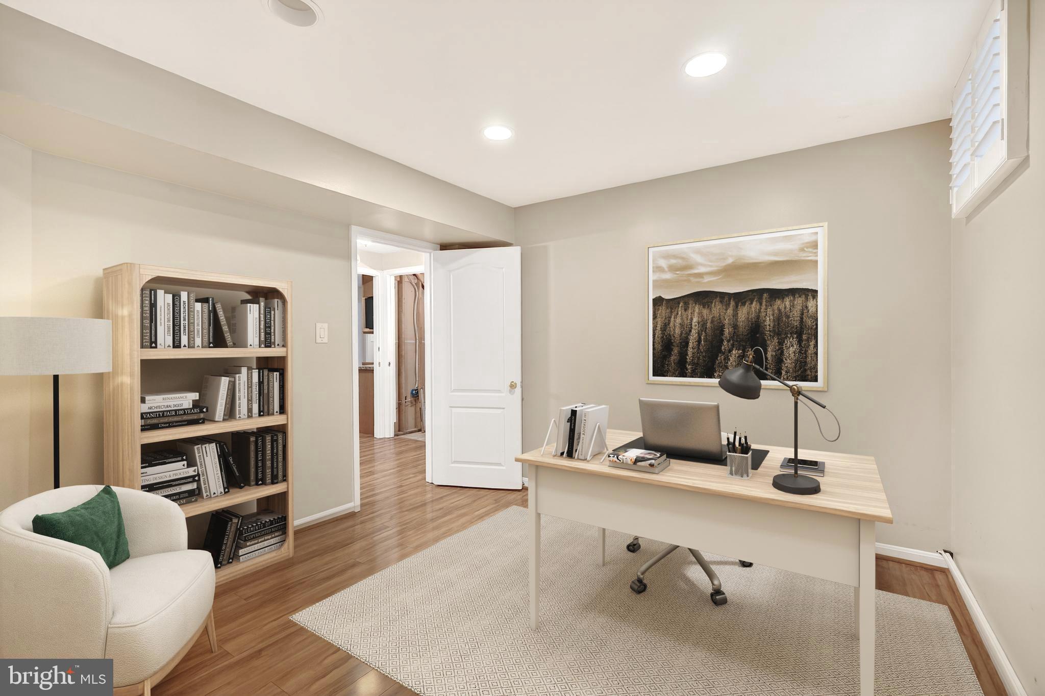 SHERWOOD FOREST MANOR - Residential