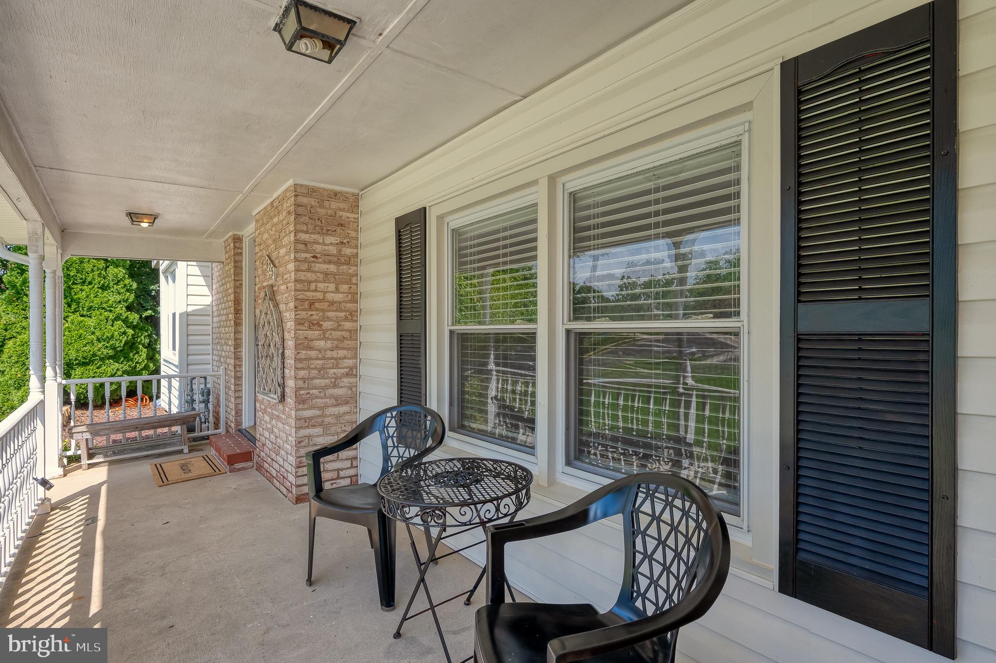 625 FOXCROFT DRIVE