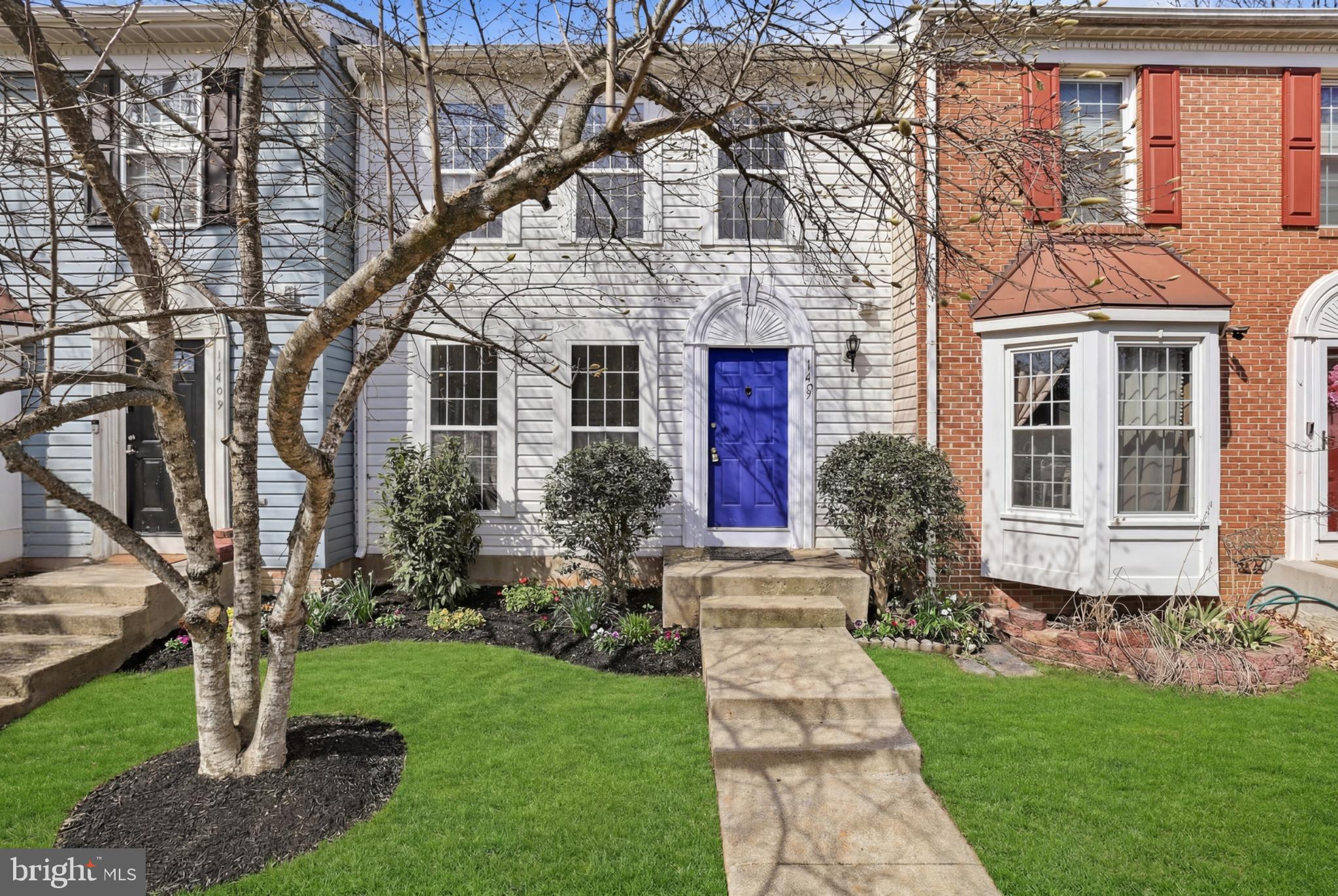 11407 FALCON RIDGE COURT
