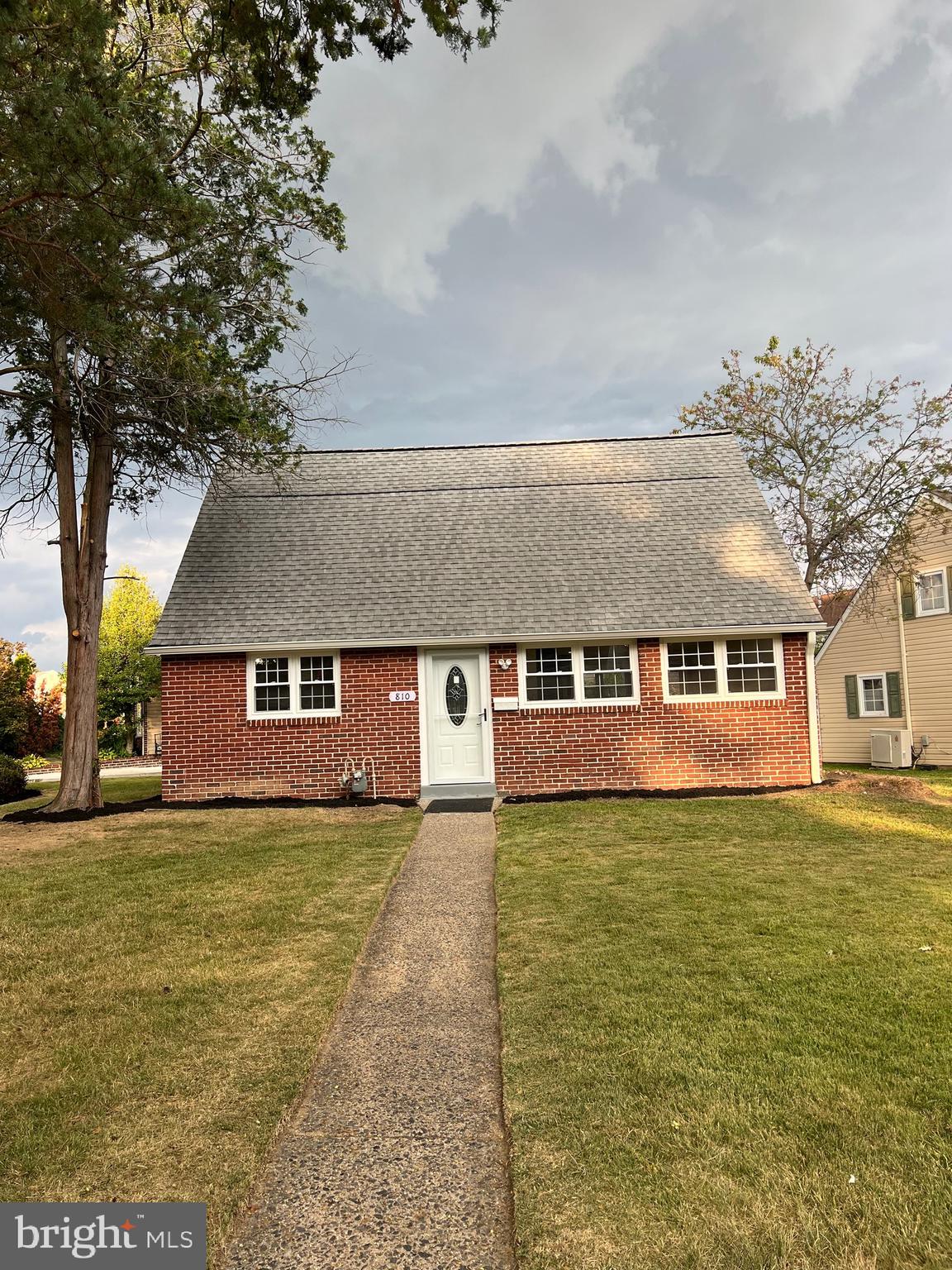 810 QUINCE LANE