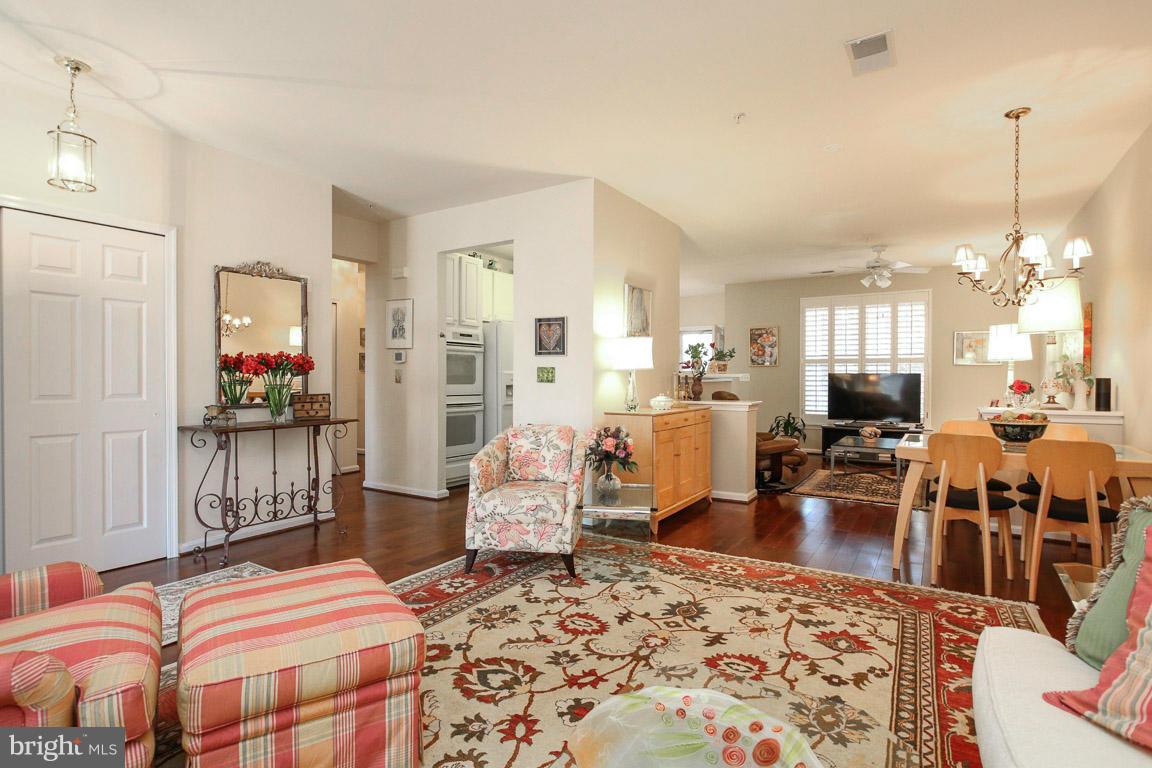 HARBOUR GATES - Residential