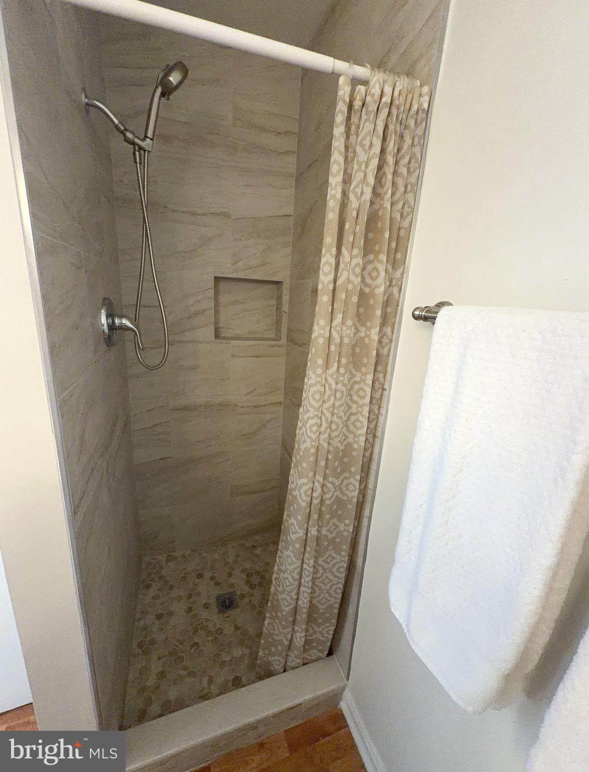 THE MEADOWS - Residential