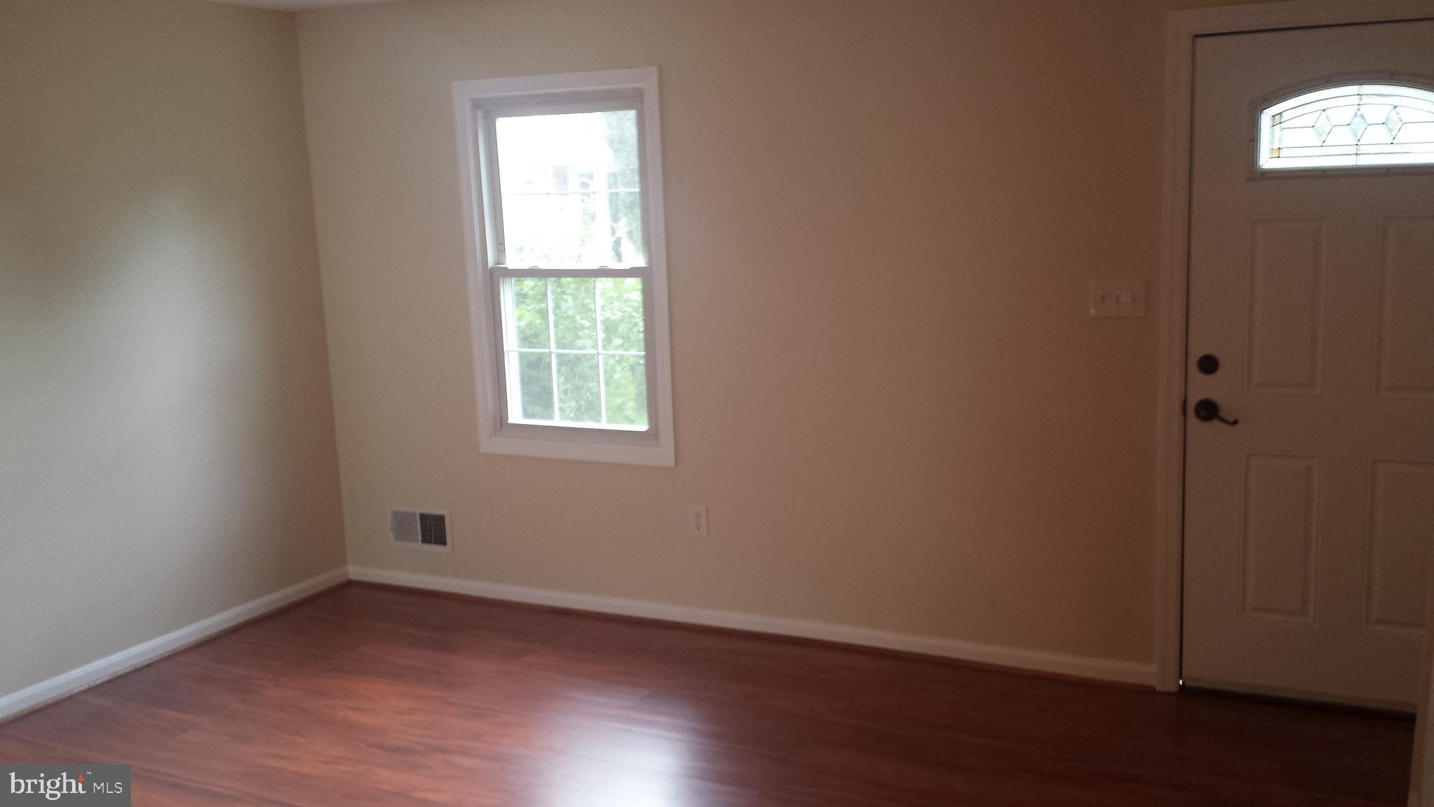 GEORGETOWN  VILLAGE - Residential Lease