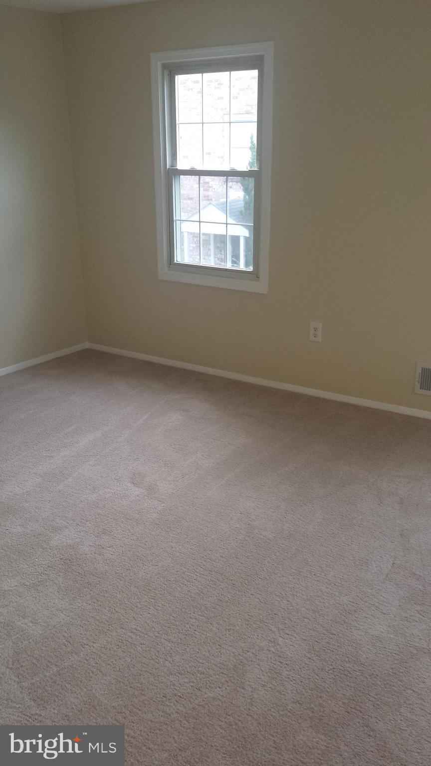 GEORGETOWN  VILLAGE - Residential Lease