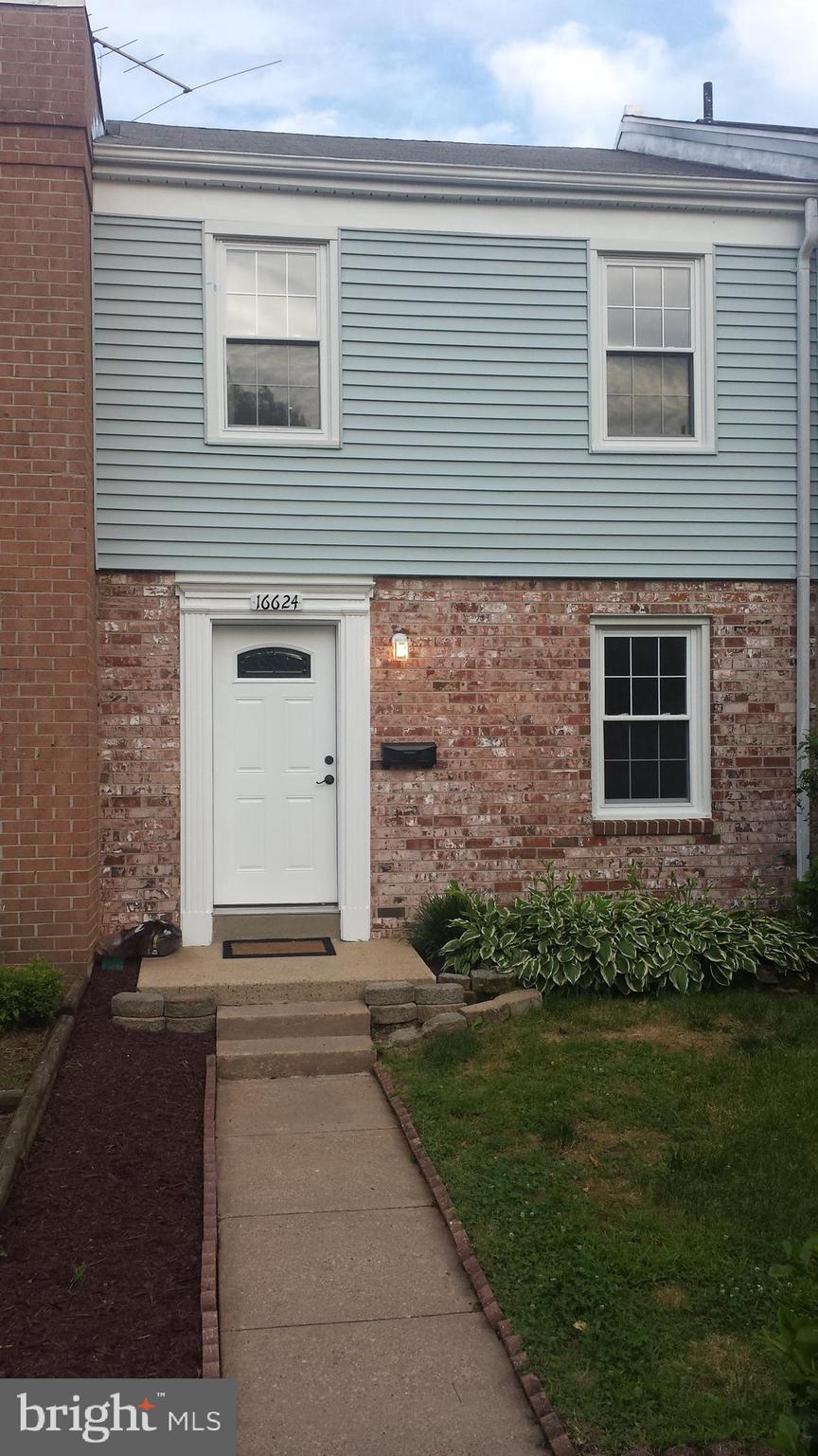 GEORGETOWN  VILLAGE - Residential Lease