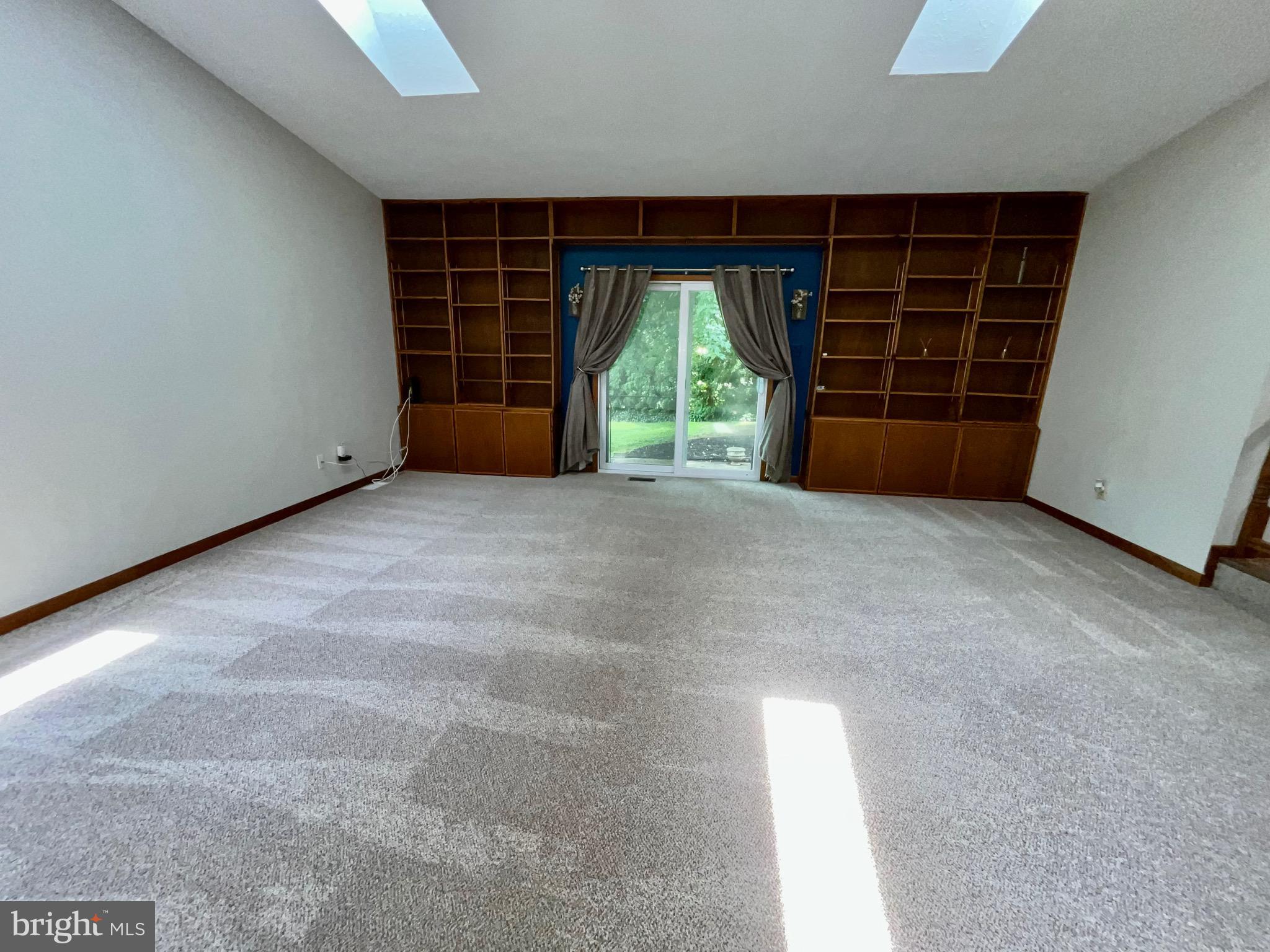 2425 COOL SPRING ROAD