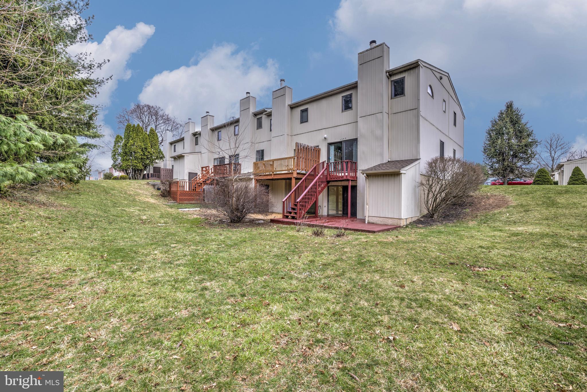 ARROWHEAD - Residential