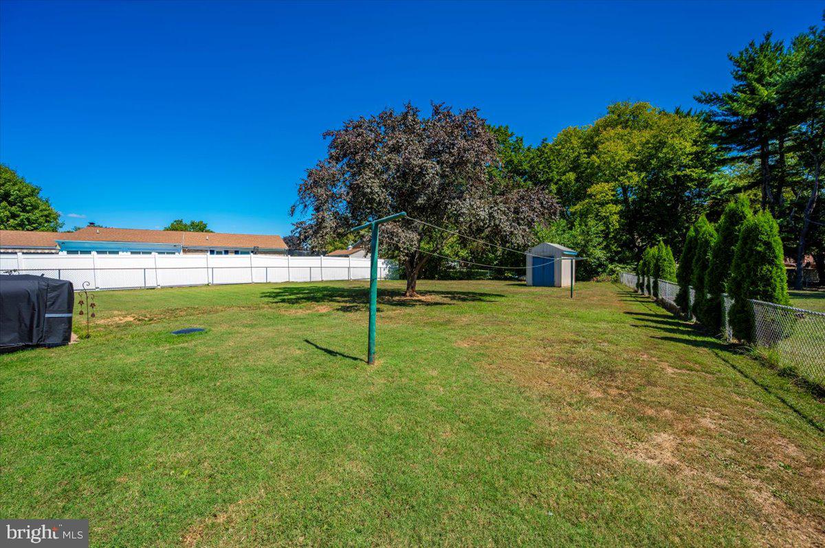 CLOVERTON - Residential