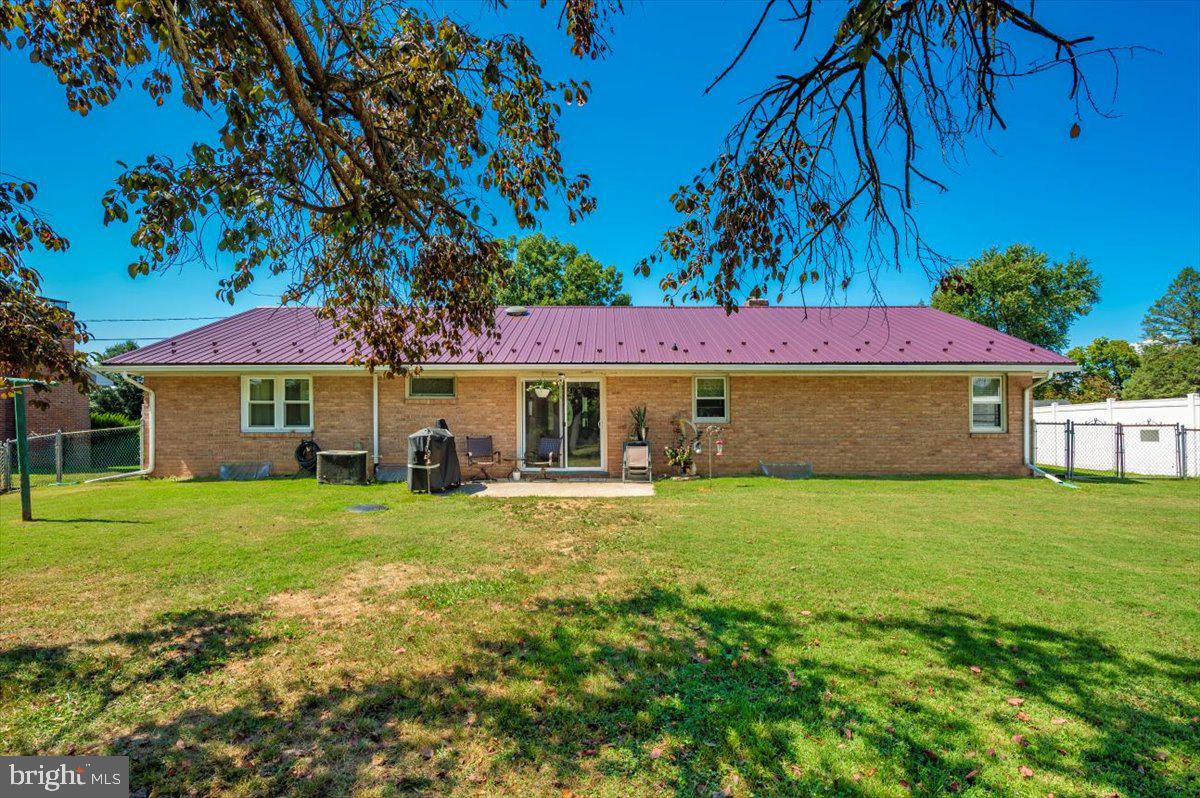 CLOVERTON - Residential