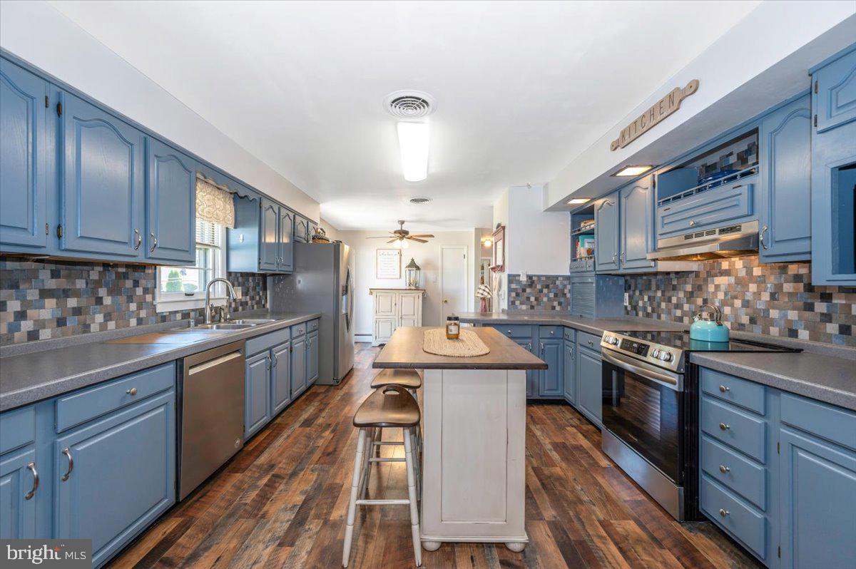 CLOVERTON - Residential