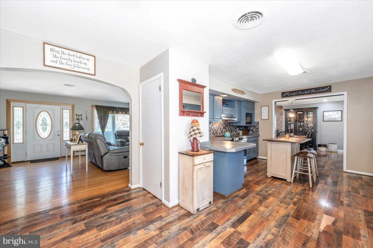 CLOVERTON - Residential