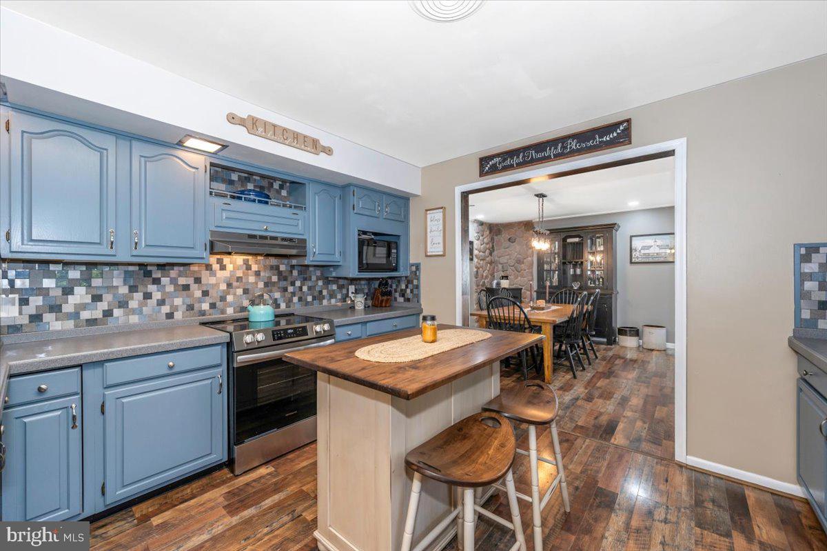 CLOVERTON - Residential