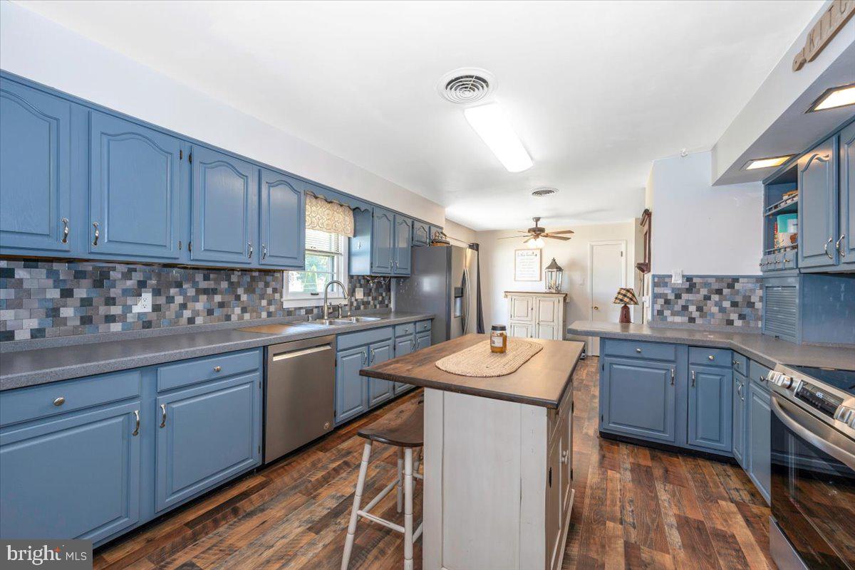 CLOVERTON - Residential