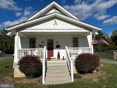 236 WALNUT STREET BERRYVILLE VA 22611