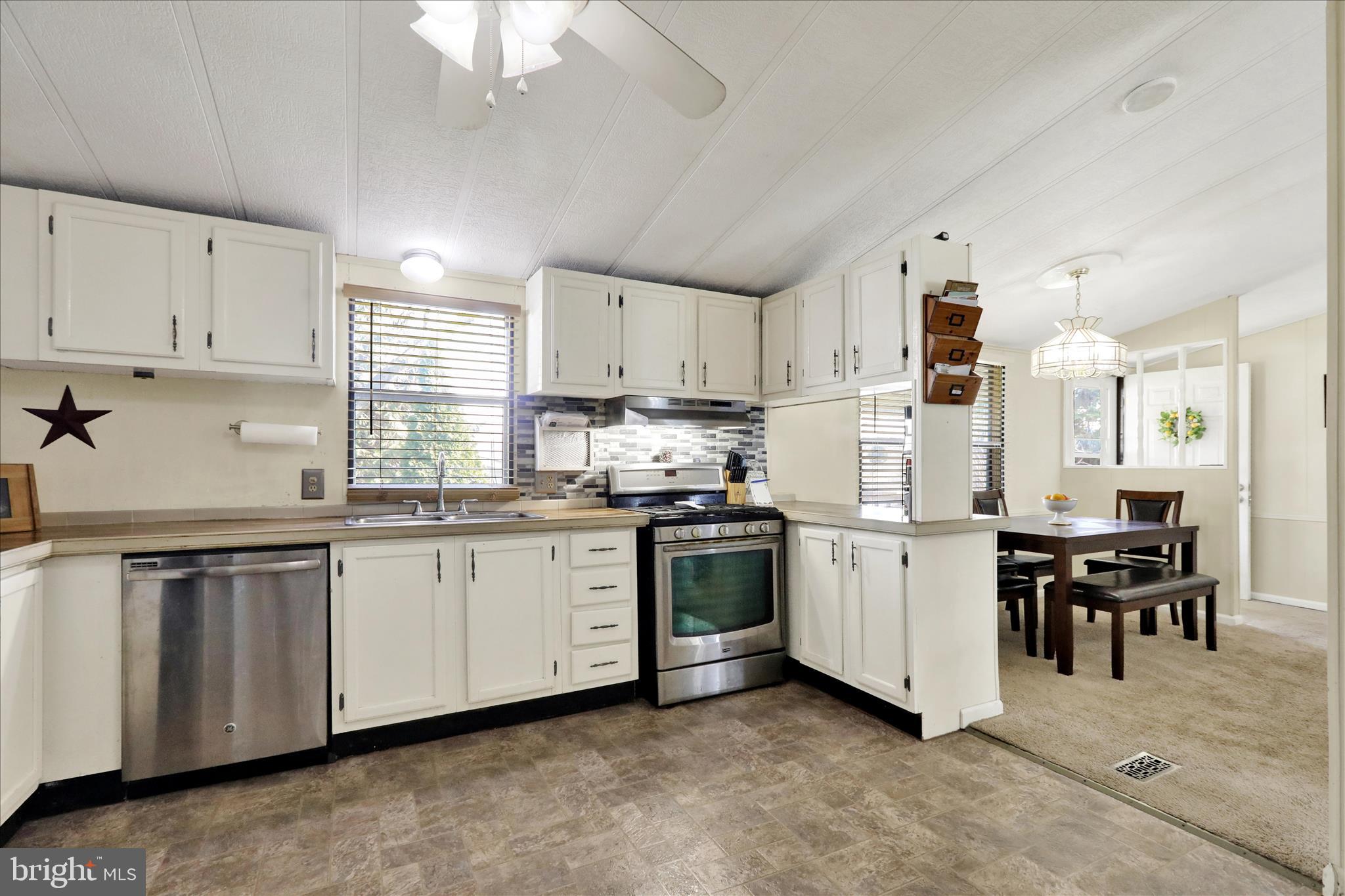 PHEASANT RIDGE - Residential