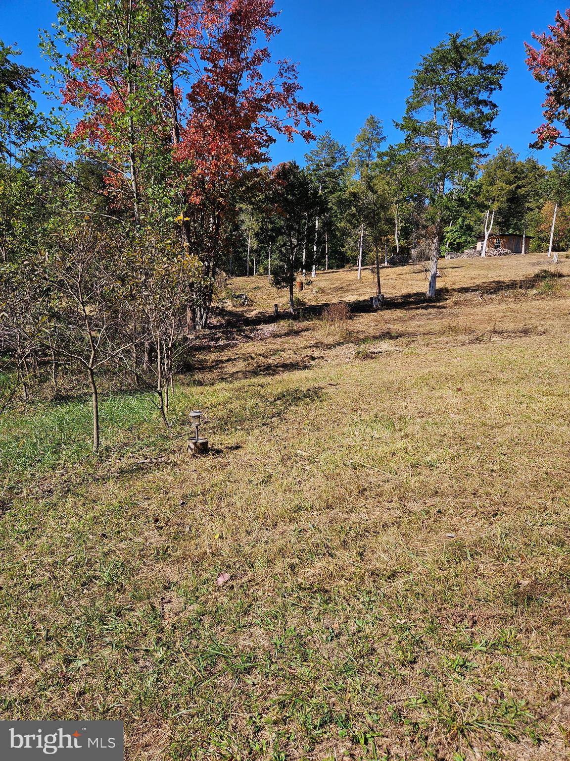 MOUNTAIN VIEW - Land