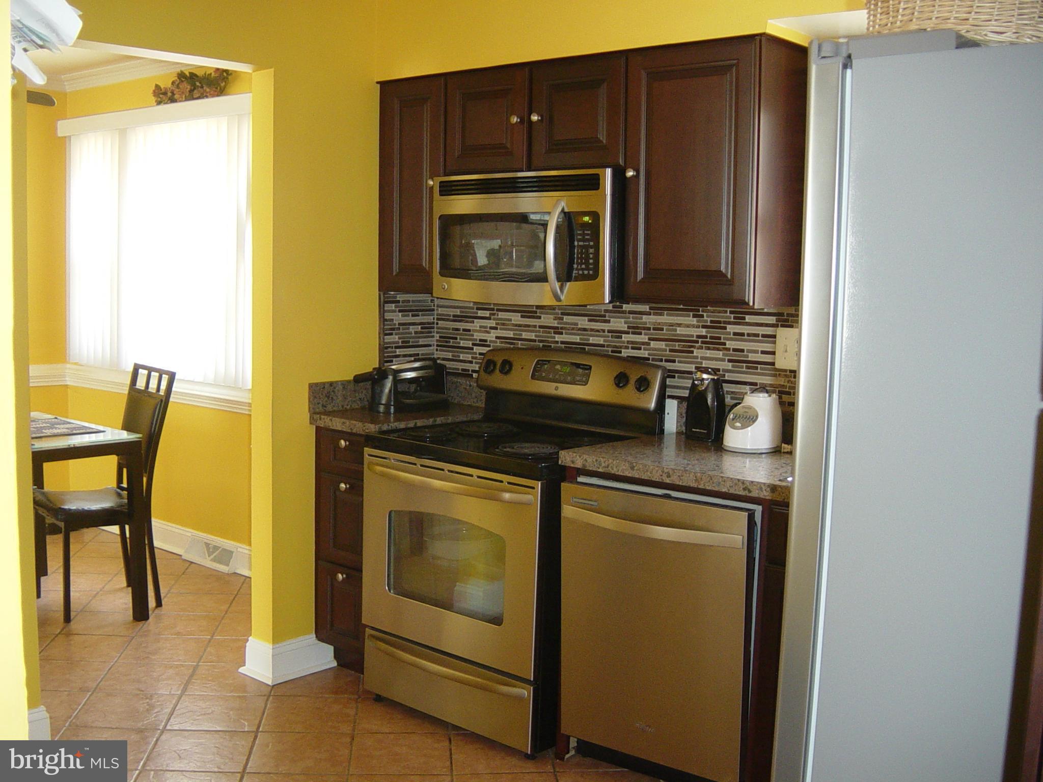 HARTFORD HILLS - Residential