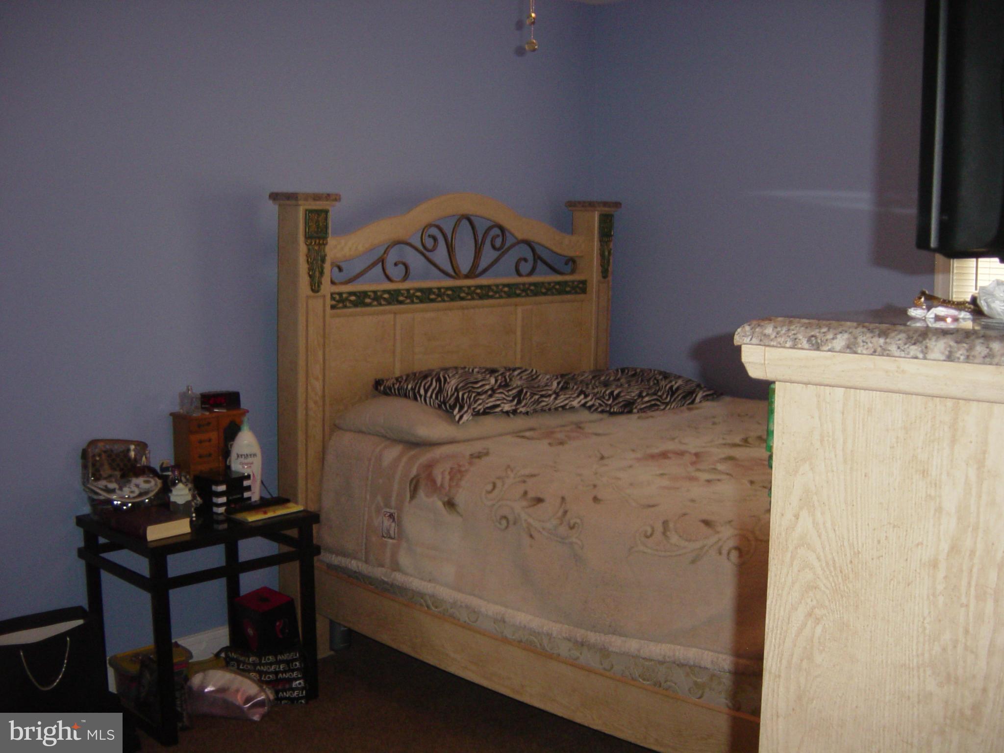 HARTFORD HILLS - Residential