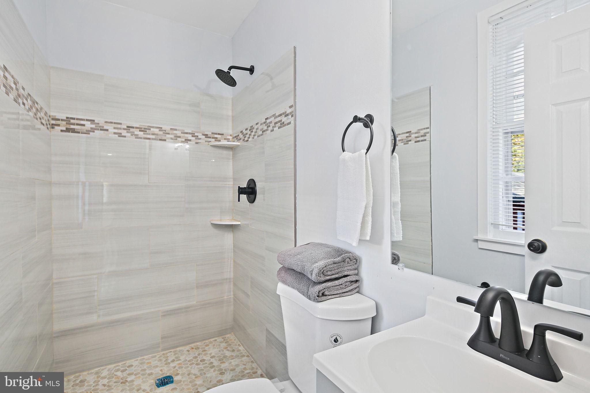 WHEATON  HILLS - Residential