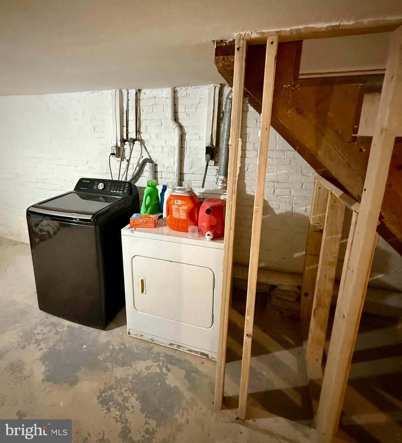 RIDGELY'S DELIGHT - Residential