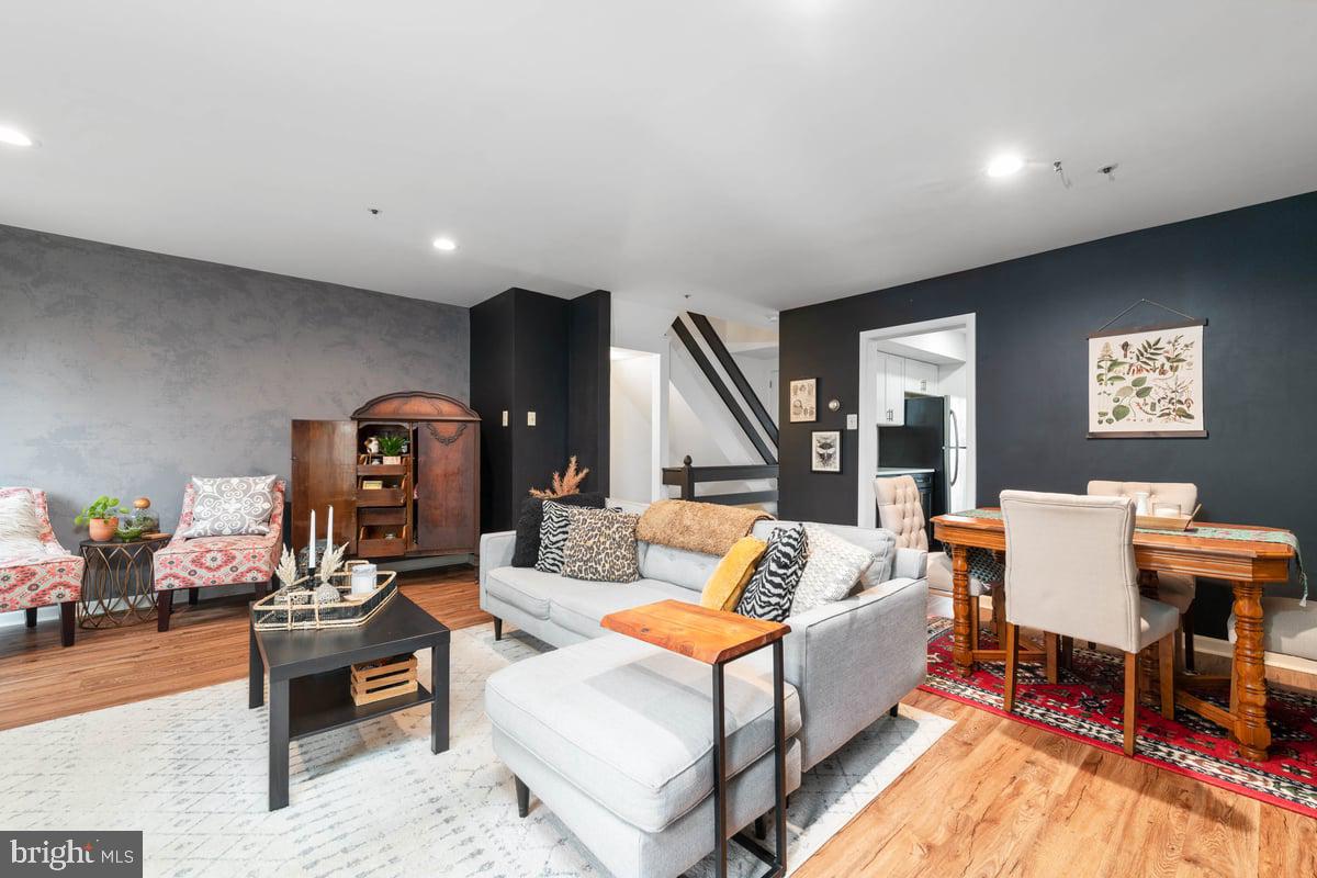POWDER MILL - Residential