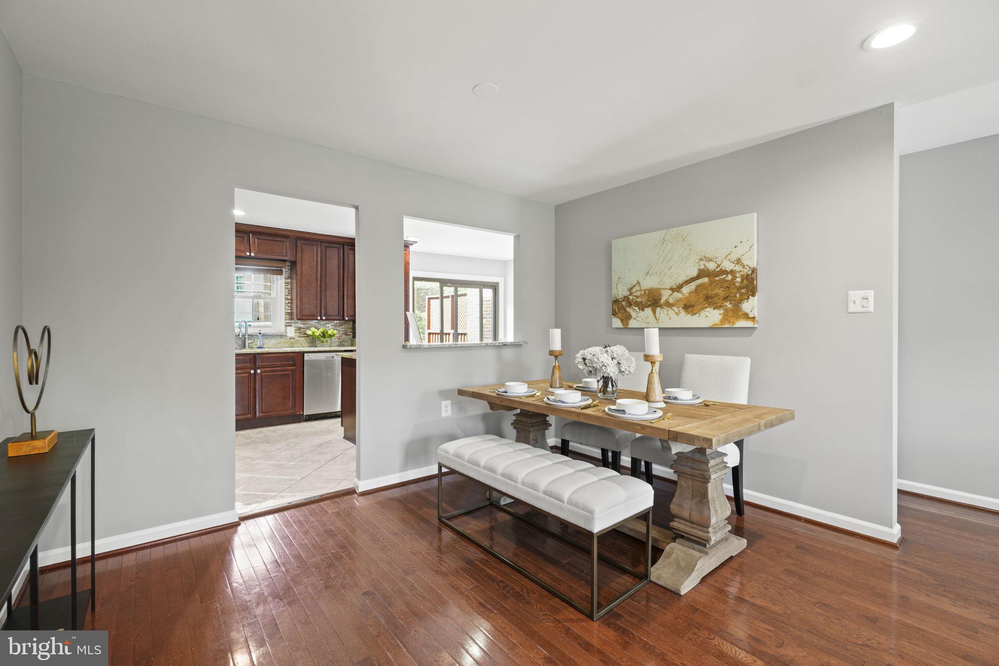 LAKE RIDGE - Residential