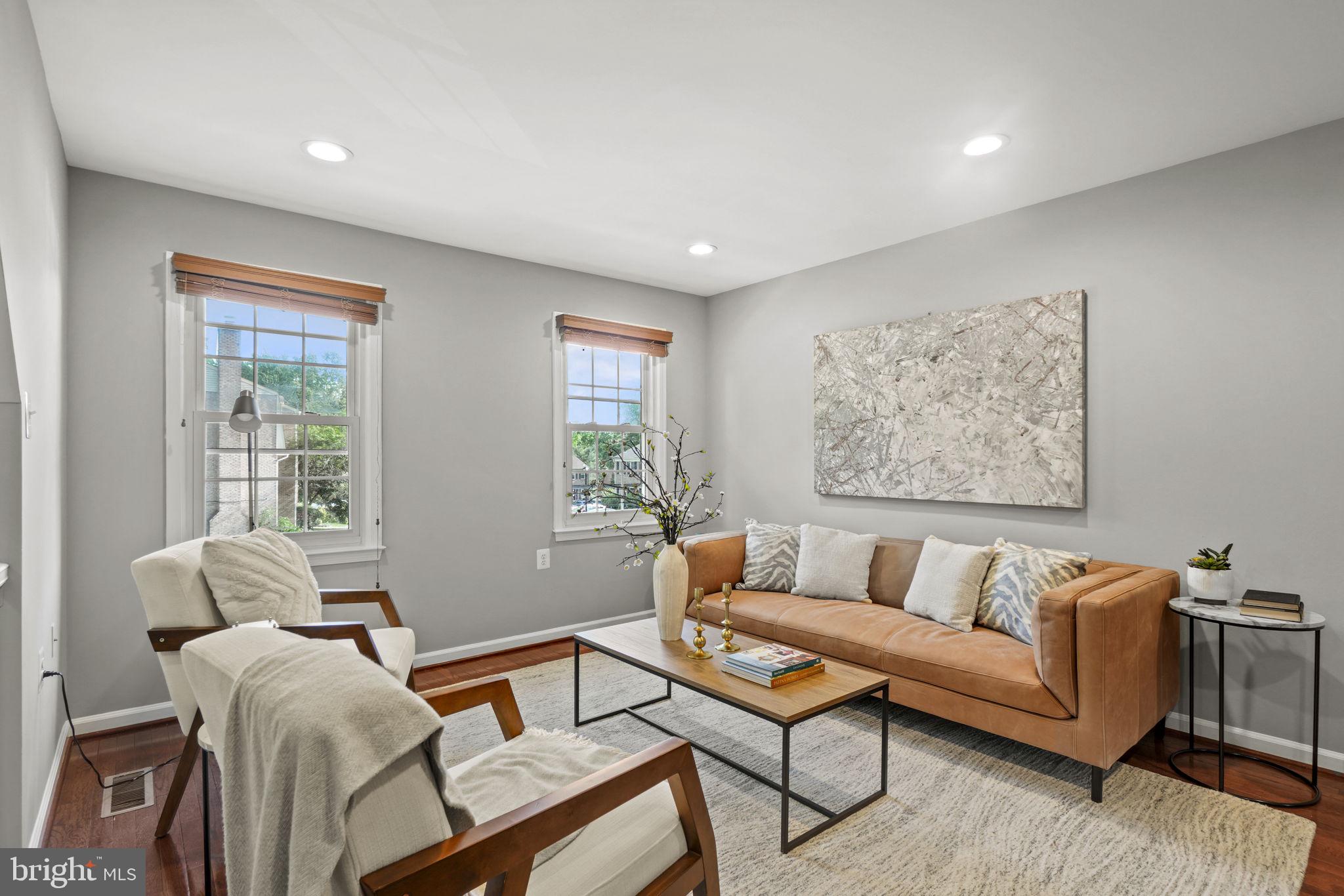 LAKE RIDGE - Residential