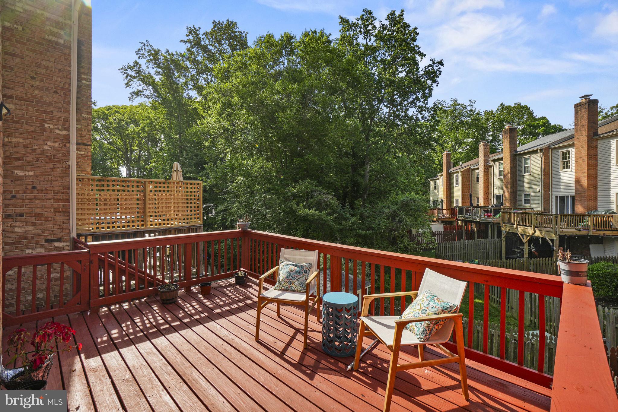 LAKE RIDGE - Residential