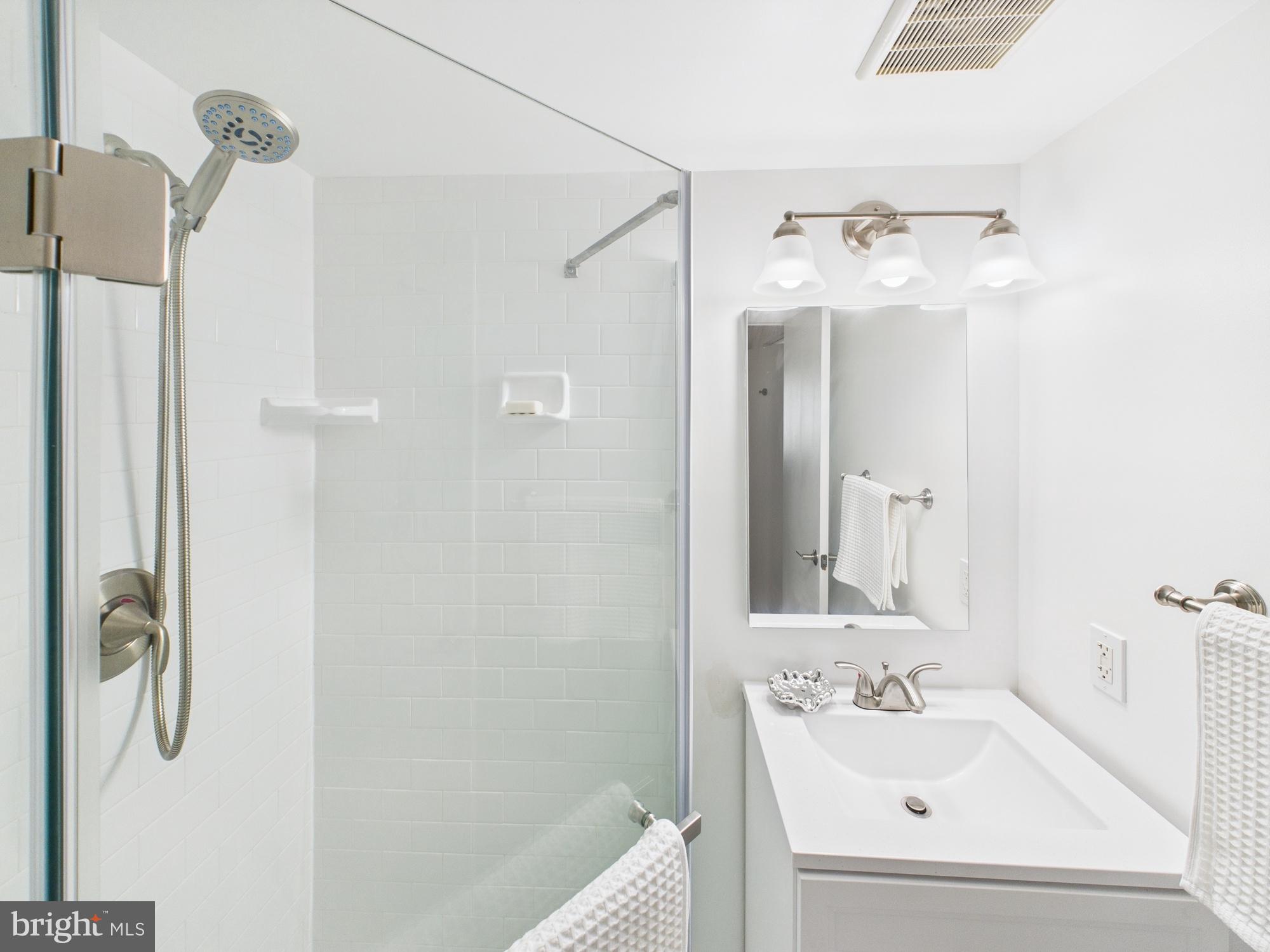 HUNTCREST CONDOMINIUM - Residential