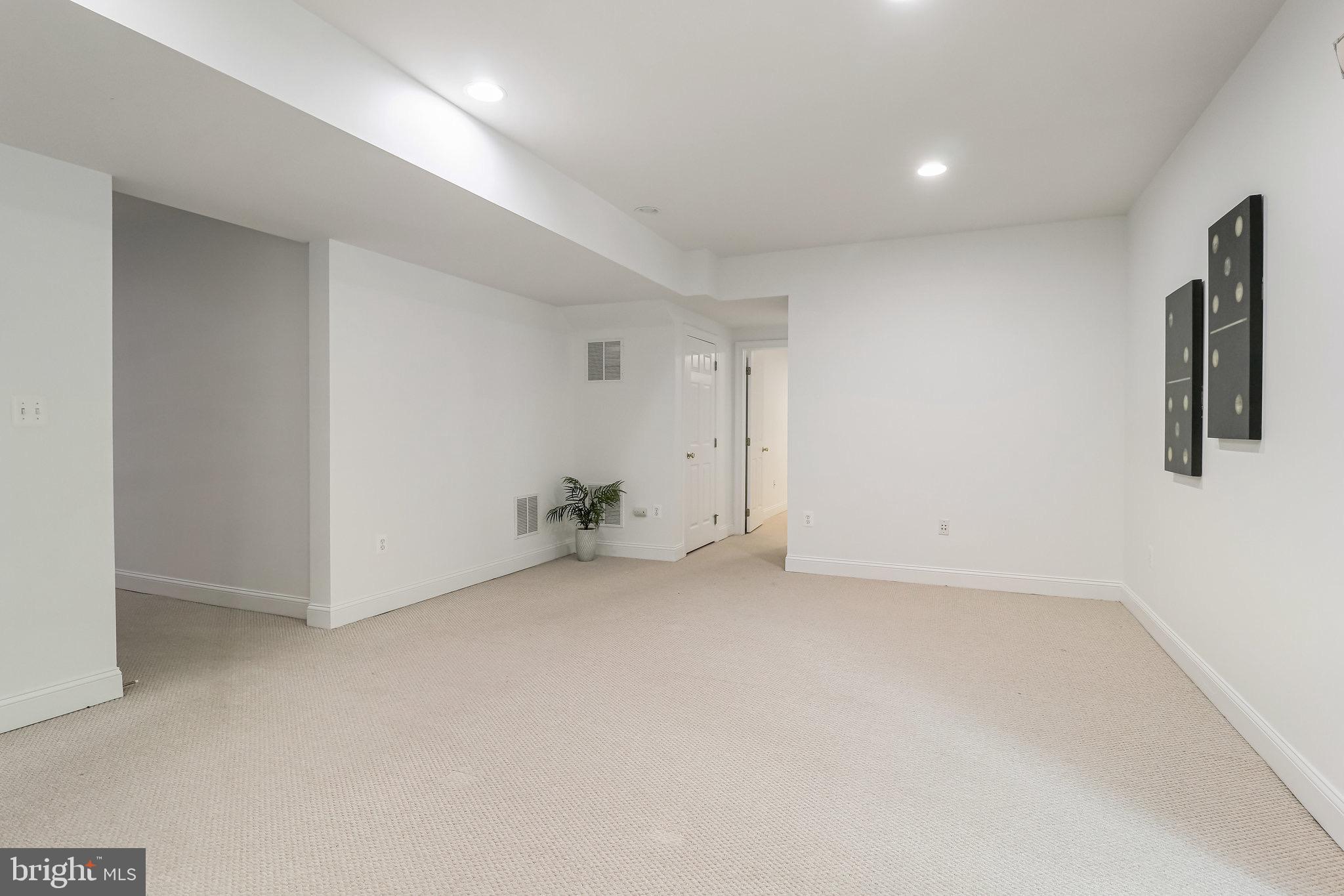 POHICK RETREAT - Residential