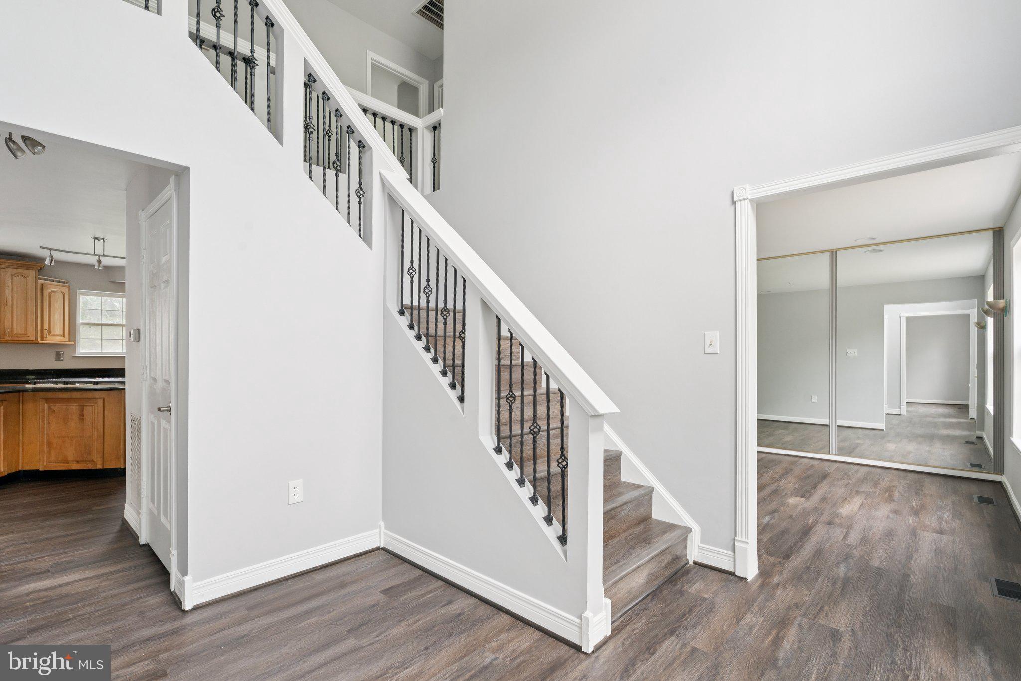 10707 HEATHERLEIGH DRIVE