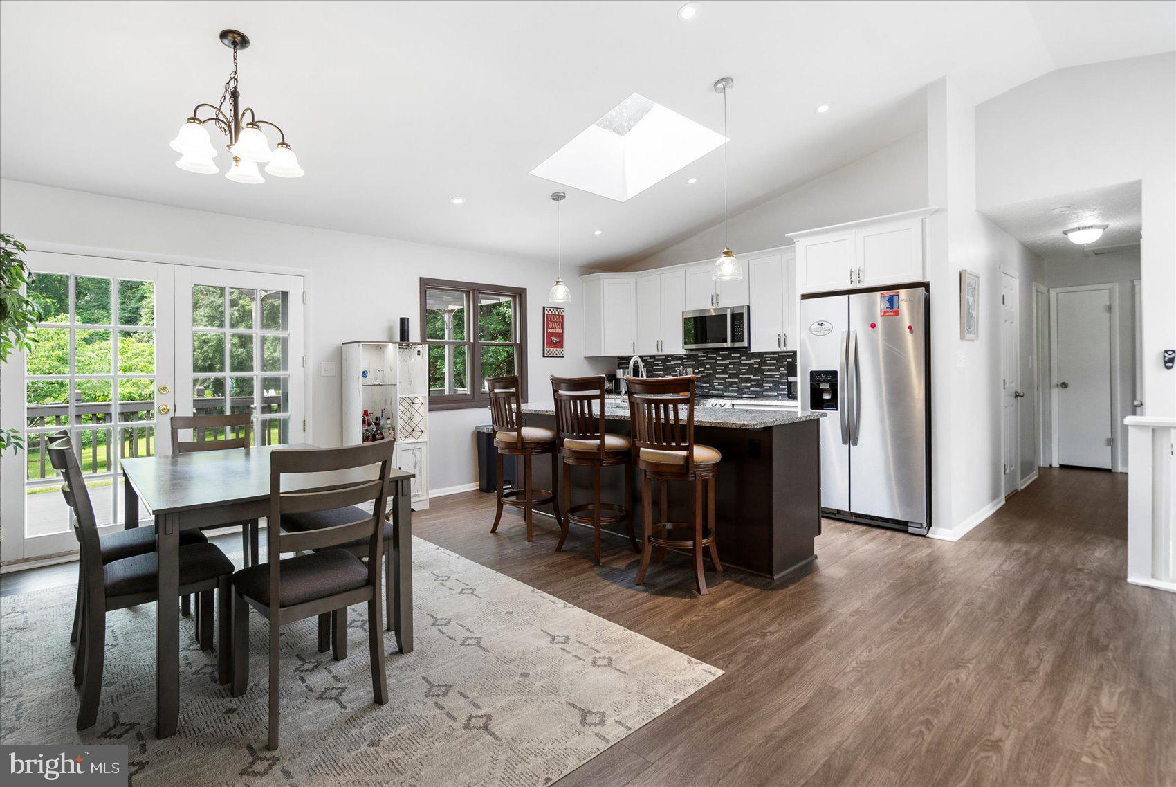 1215 LORENE DRIVE