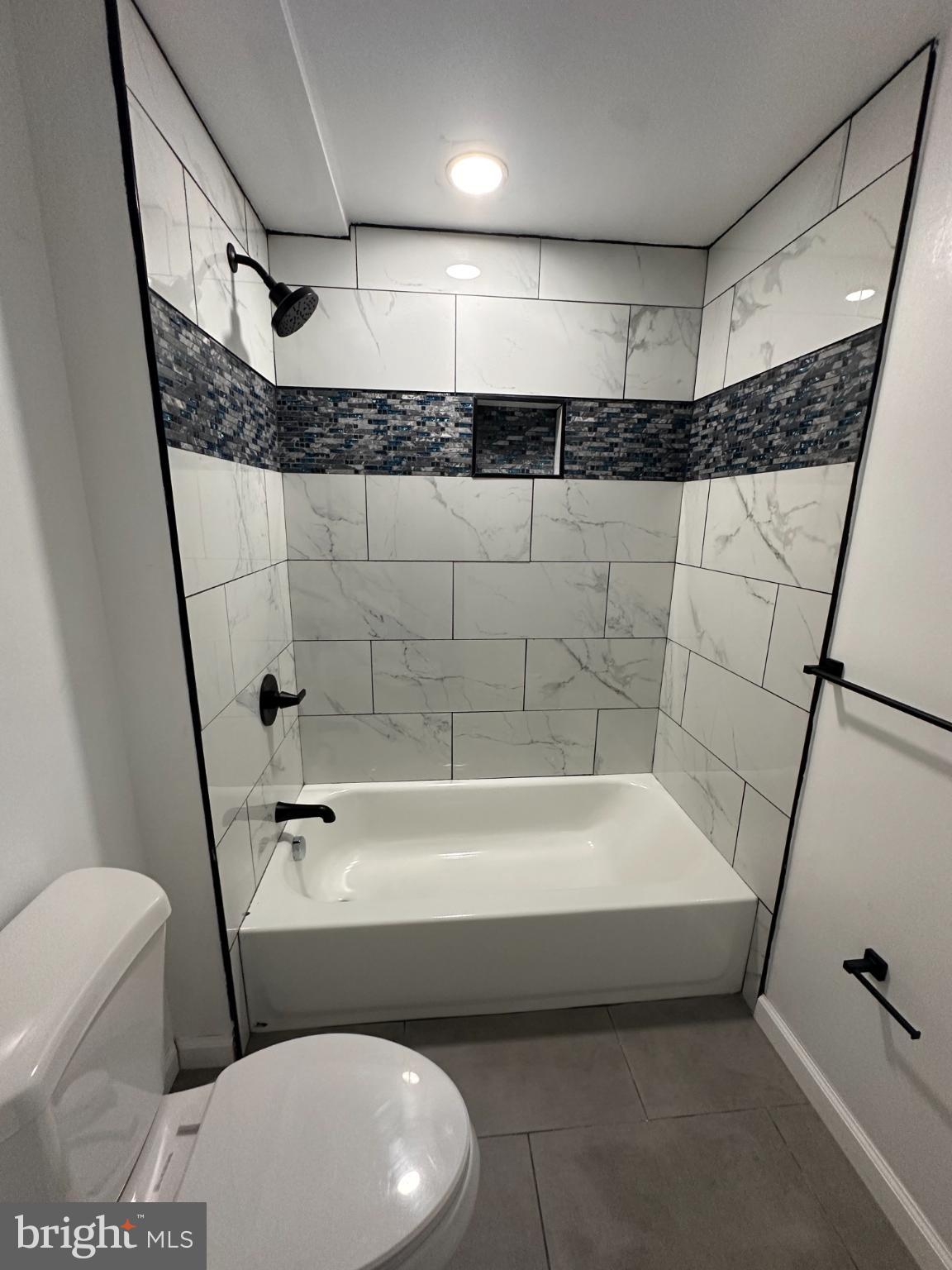 BOLTON HILL HISTORIC DISTRICT - Residential Lease