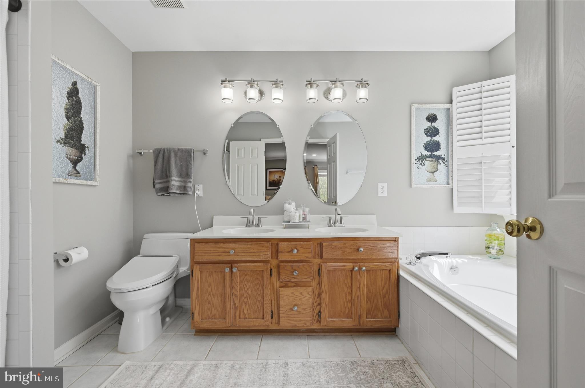 EXETER - Residential