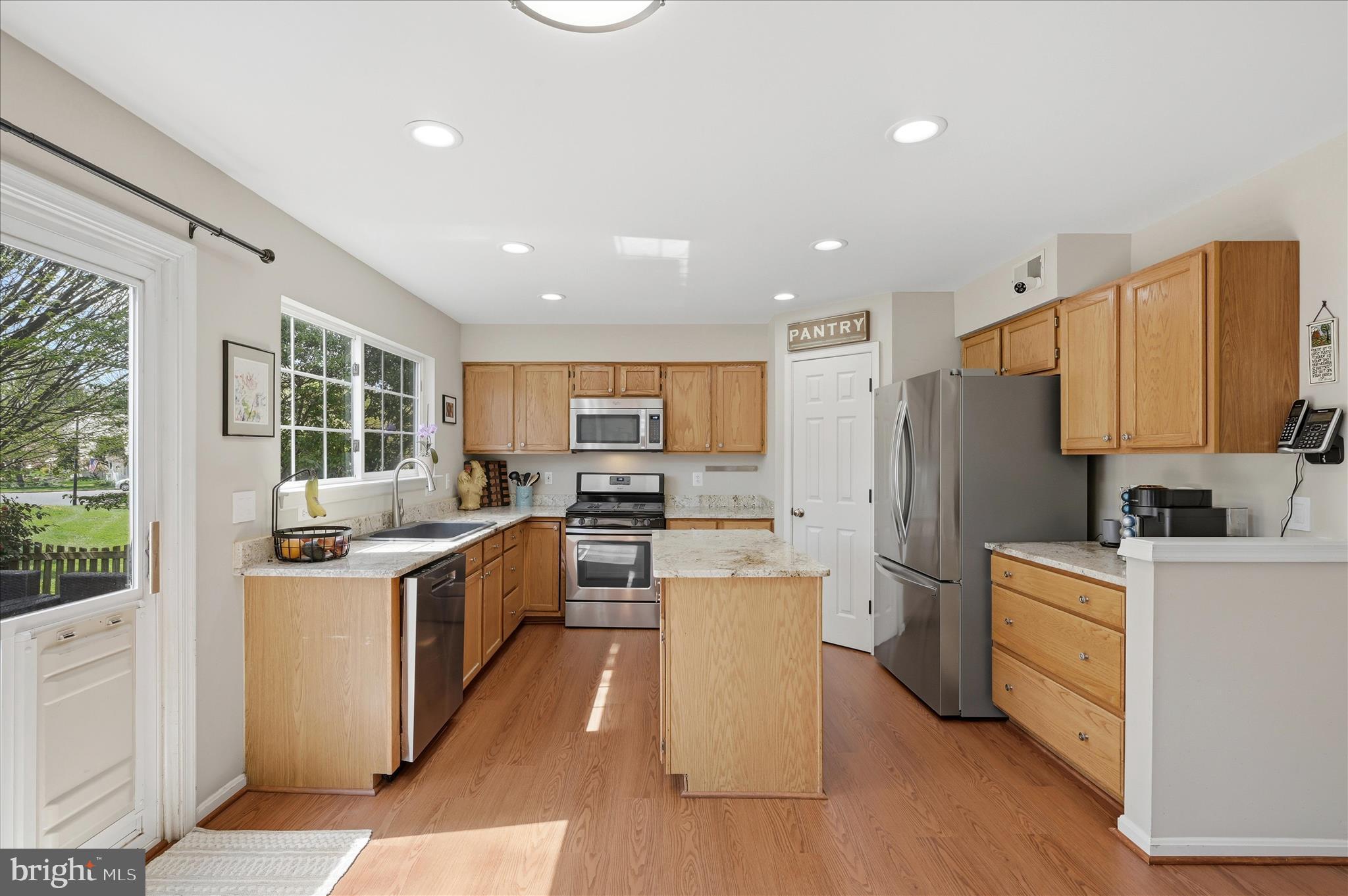 EXETER - Residential